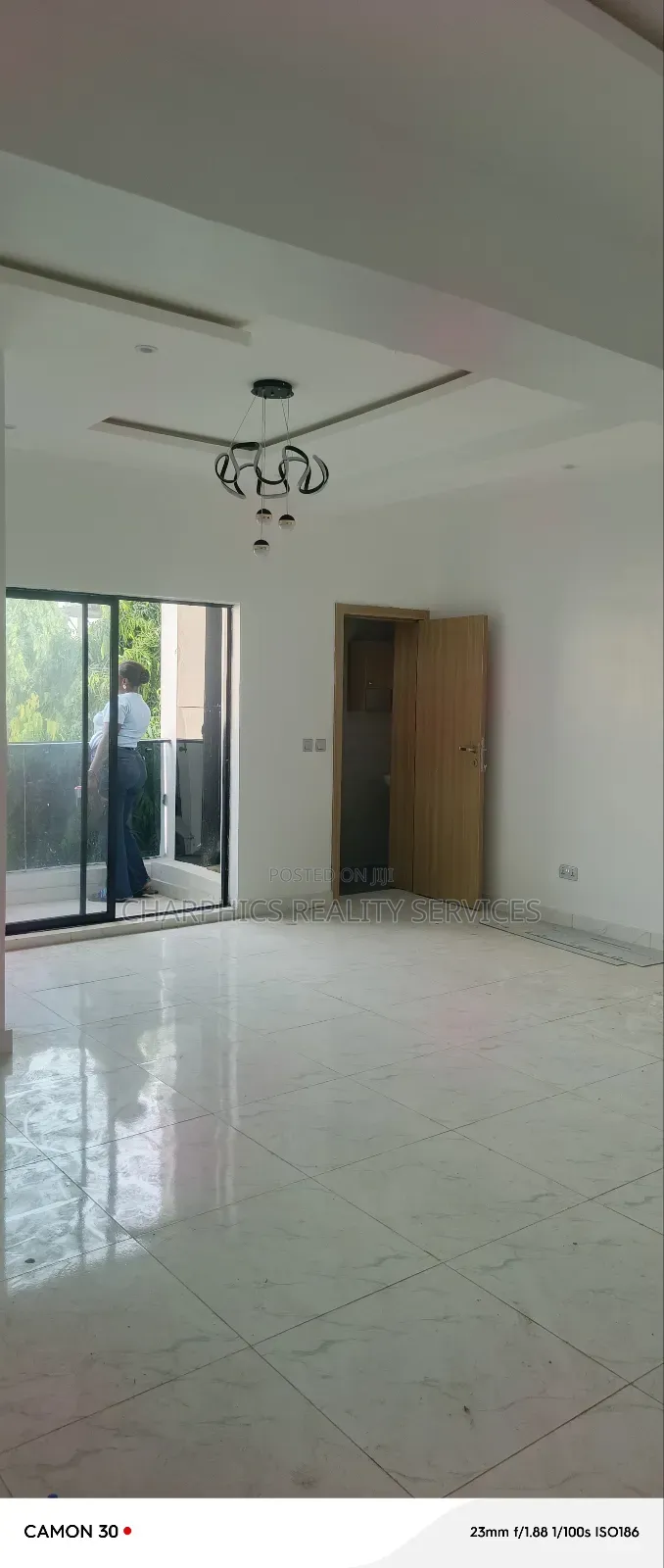 3bdrm Apartment in Ikeja GRA for sale