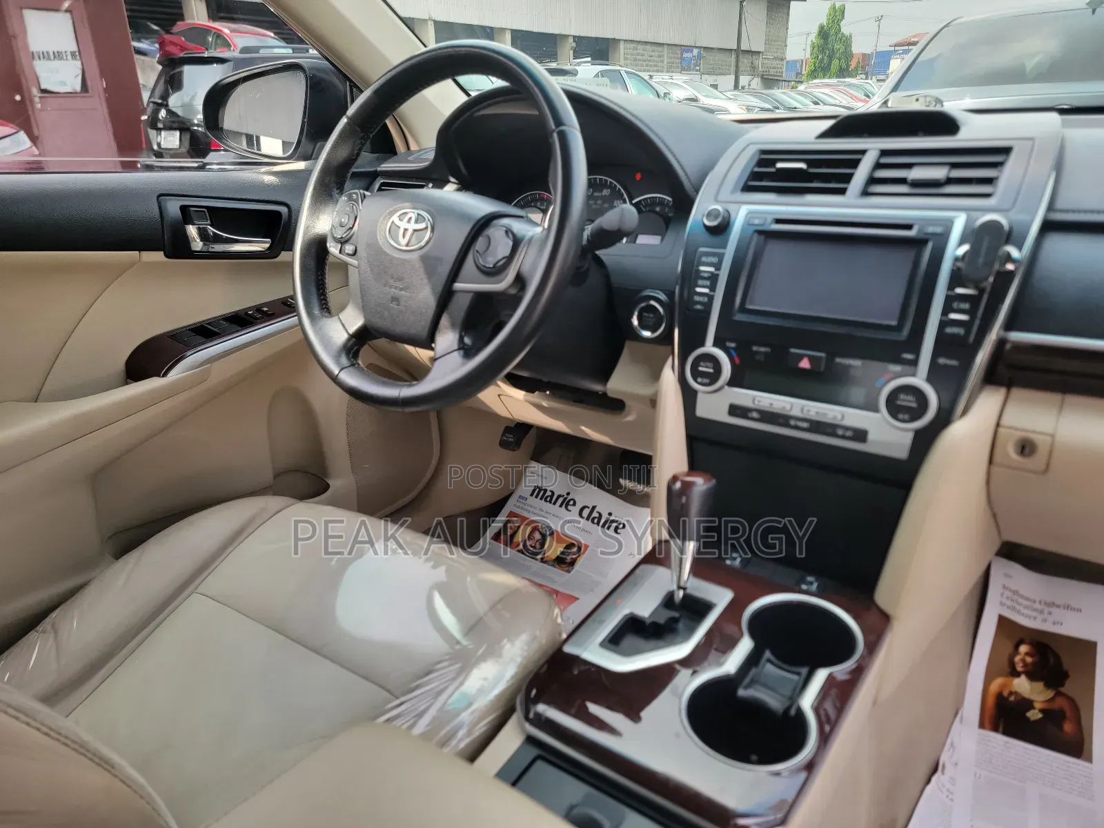 Toyota Camry XLE 4dr Sedan (2.5L 4cyl 6A) 2013 Gray