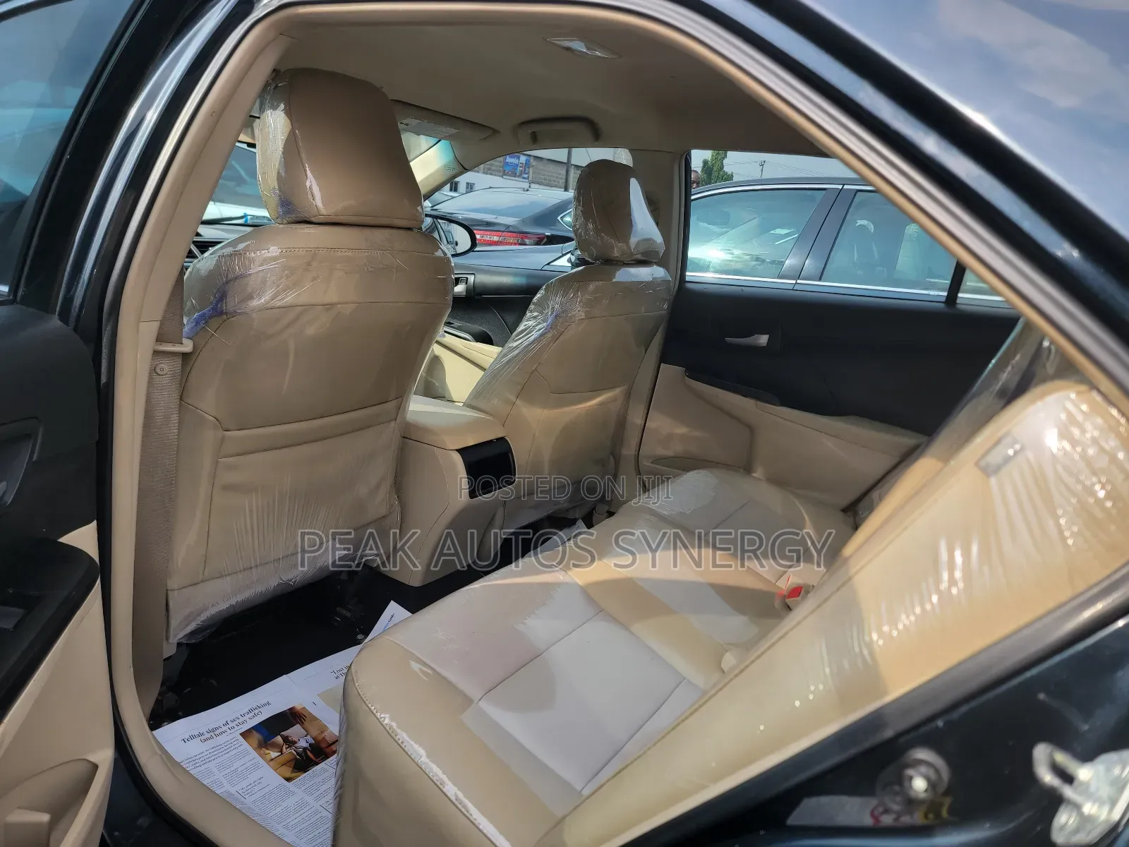 Toyota Camry LE 4dr Sedan w/Prod. End 11/13 (2.5L 4cyl 6A) 2014 Gray