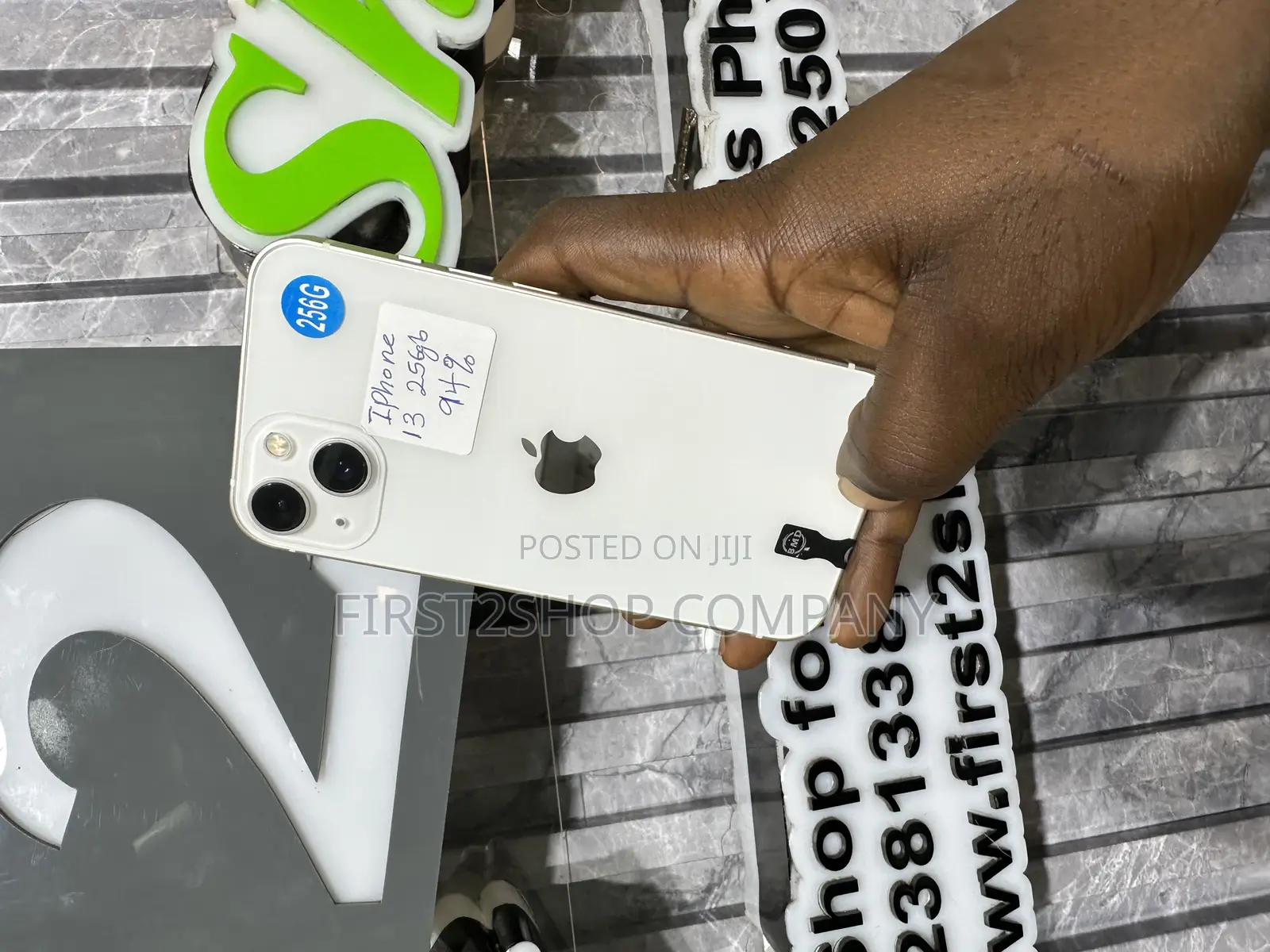 Apple iPhone 13 256 GB White