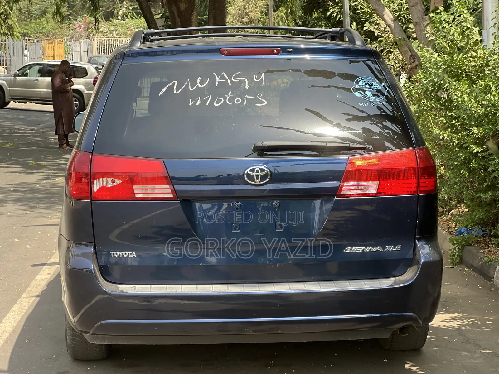 Toyota Sienna XLE 2005 Blue