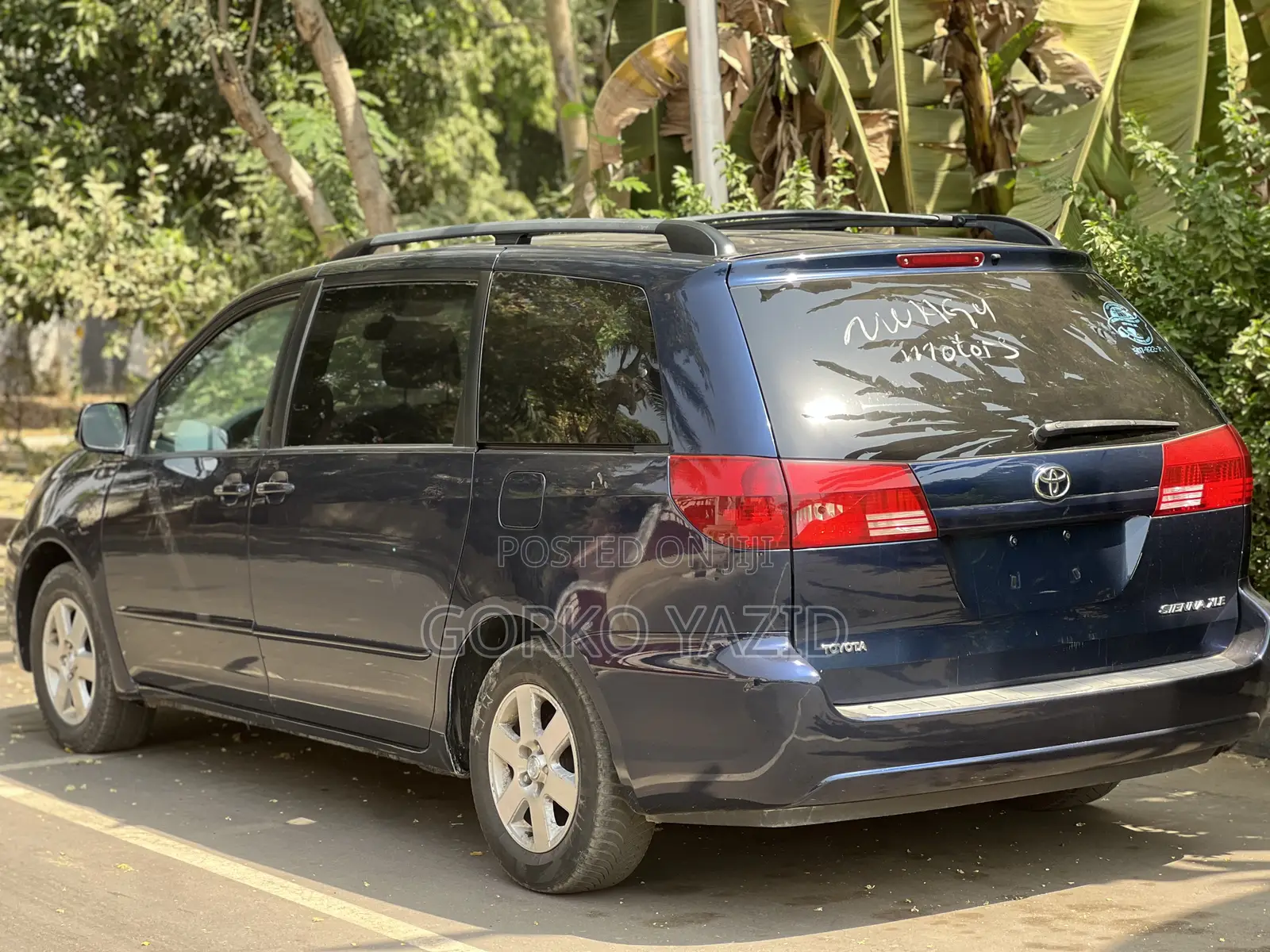 Toyota Sienna XLE 2005 Blue
