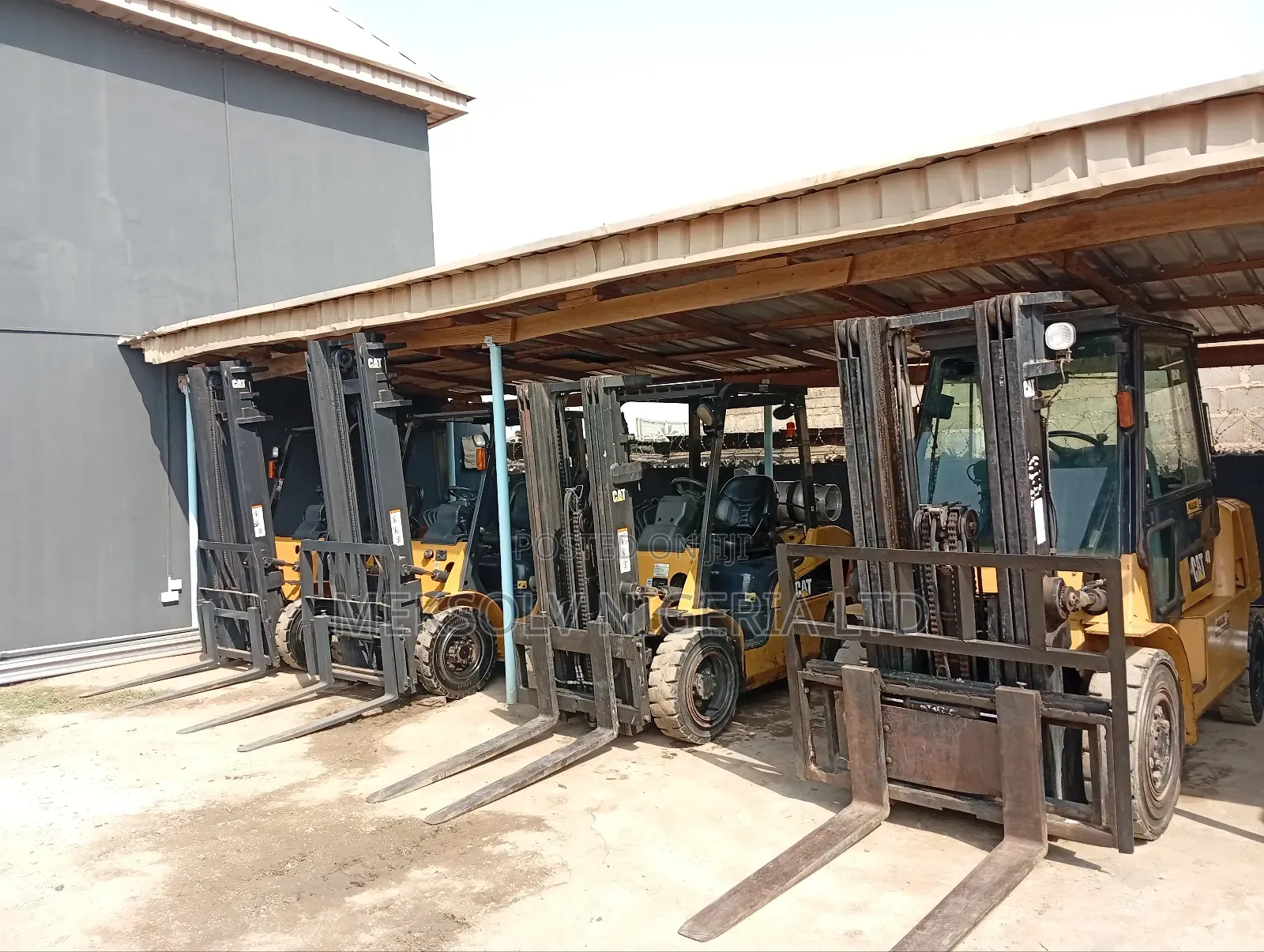 Caterpillar Forklift