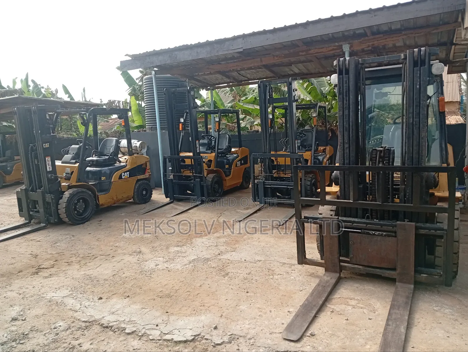 Caterpillar Forklift
