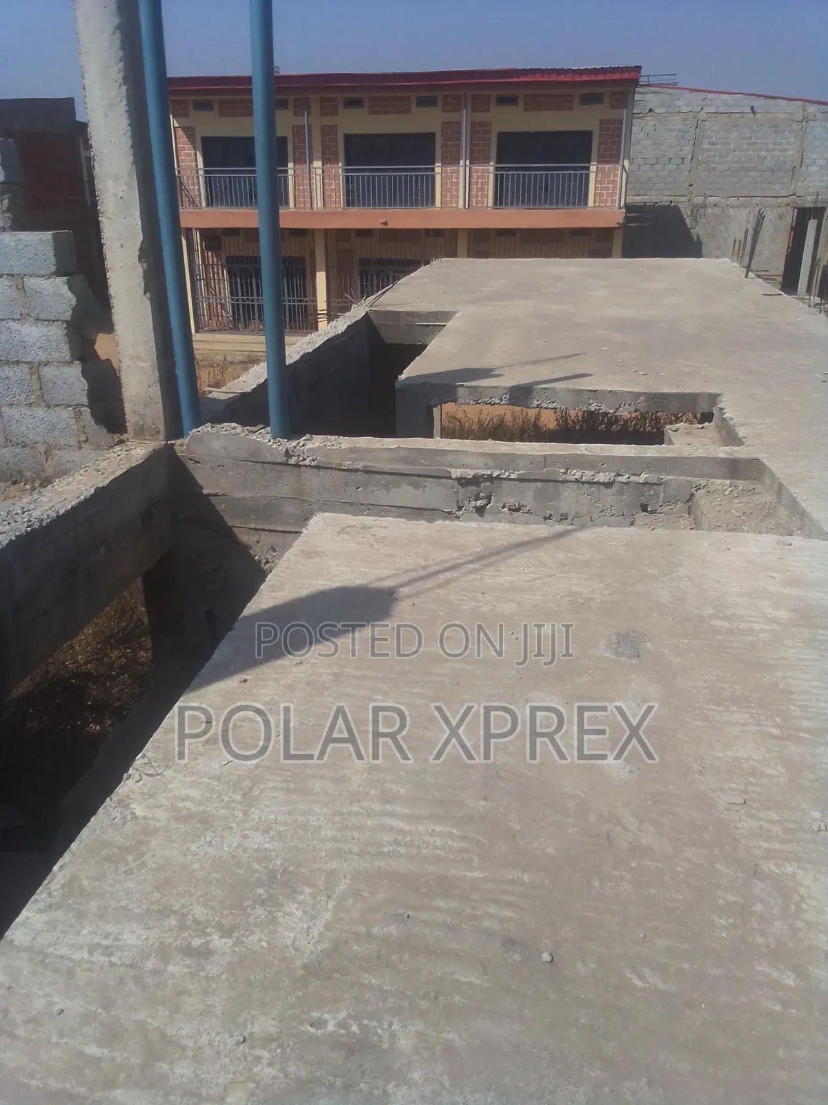 Warehouse Carcass in F01 New Market for Sale