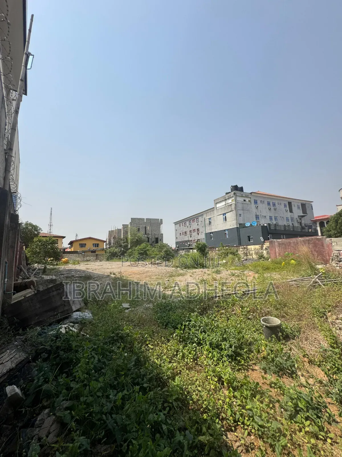 An Empty Land Measuring 1574sqm,In a Secured Close Within the Estate