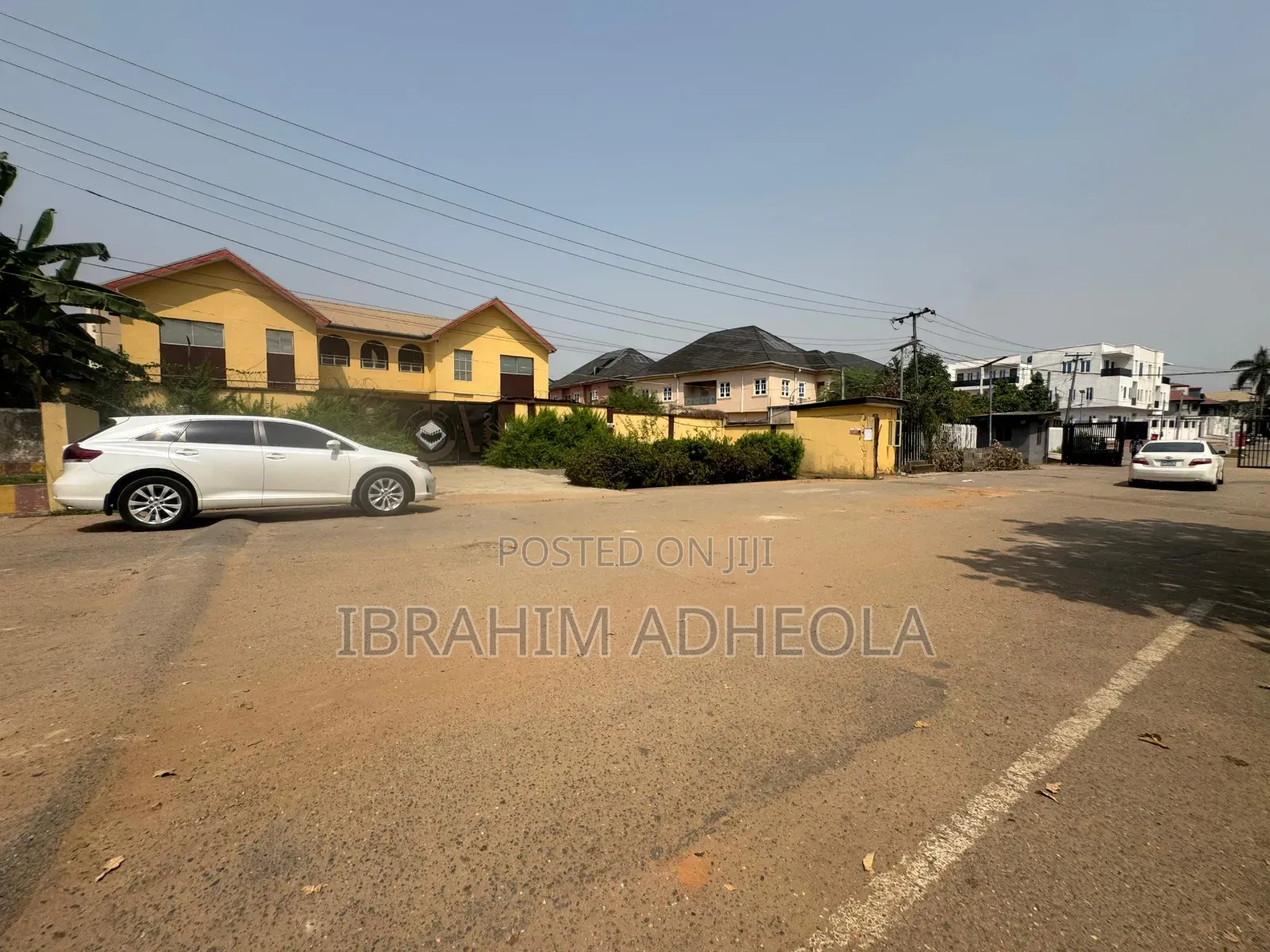Land Measuring 1150sqm With a Demolishable Structure on It,In a Good
