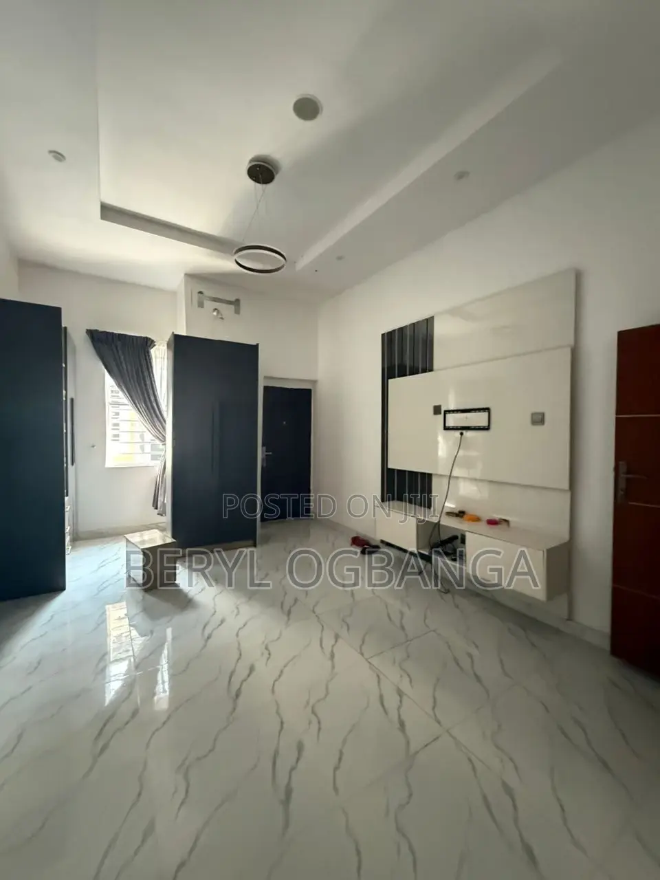 4bdrm Duplex in Lekki Phase 2 for sale