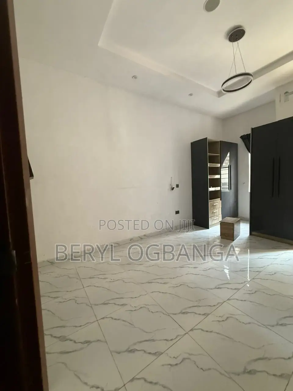 4bdrm Duplex in Lekki Phase 2 for sale