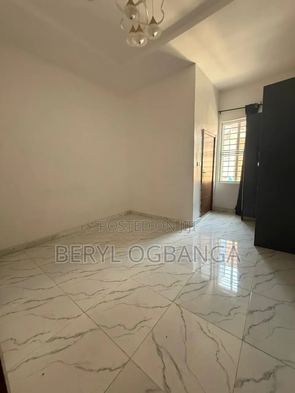 4bdrm Duplex in Lekki Phase 2 for sale