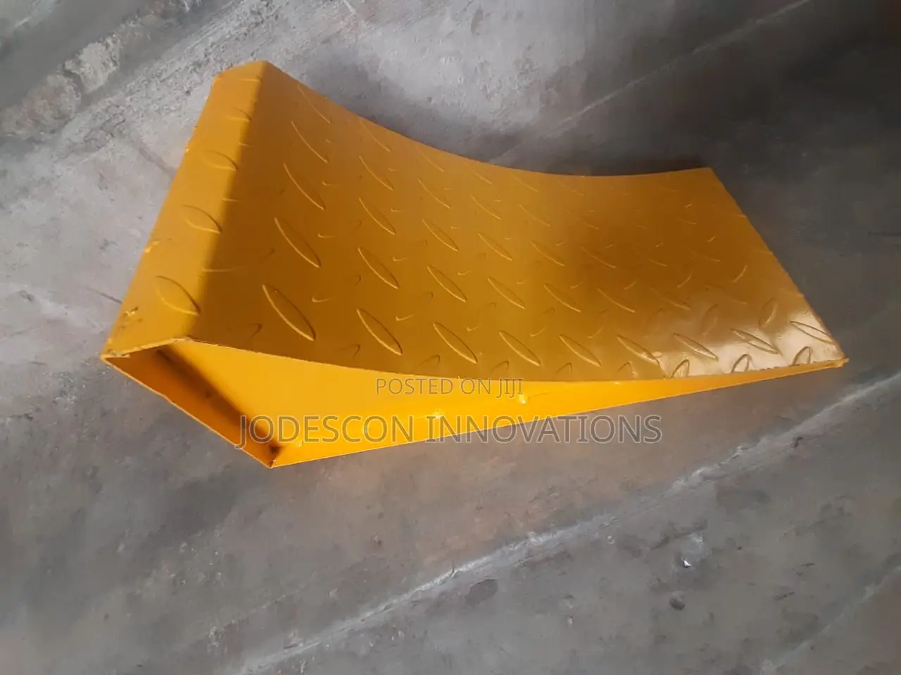 Metal Truck Wedge