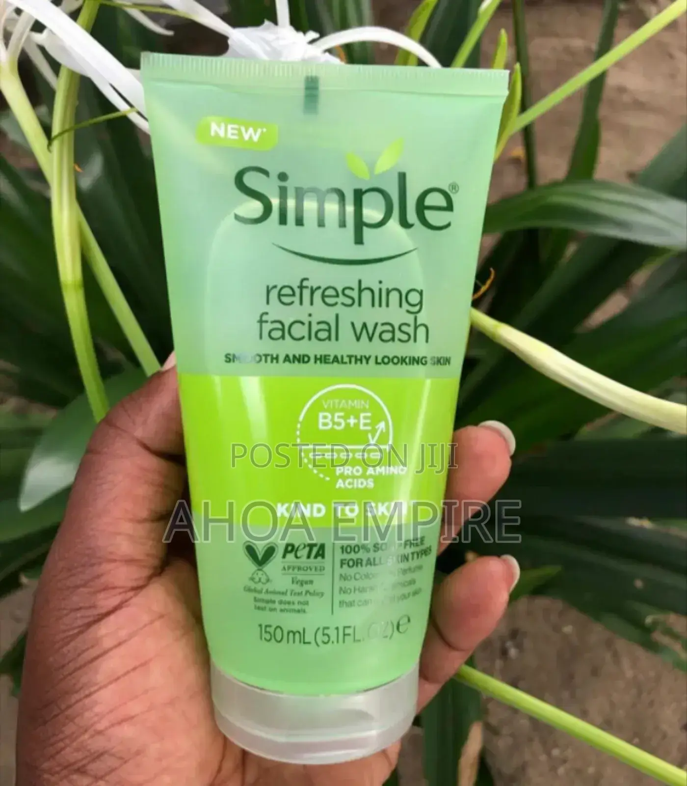 Simple Refreshing Facial Wash