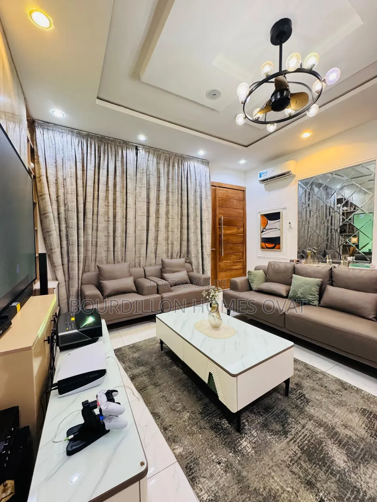 5bdrm Duplex in Ikota Villa Estate for sale