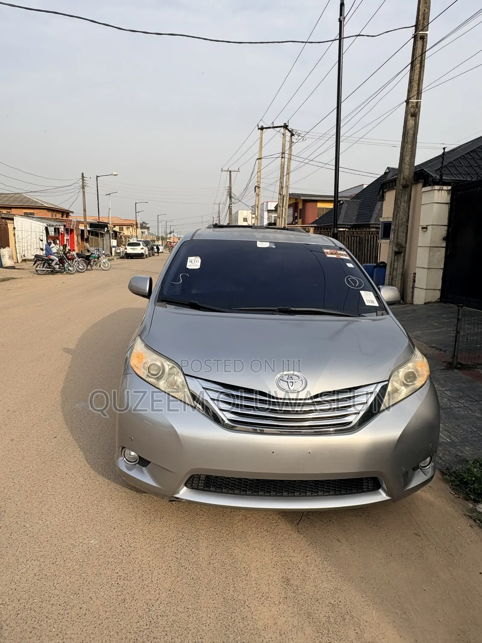 Toyota Sienna Limited AWD 7-Passenger 2013 Blue