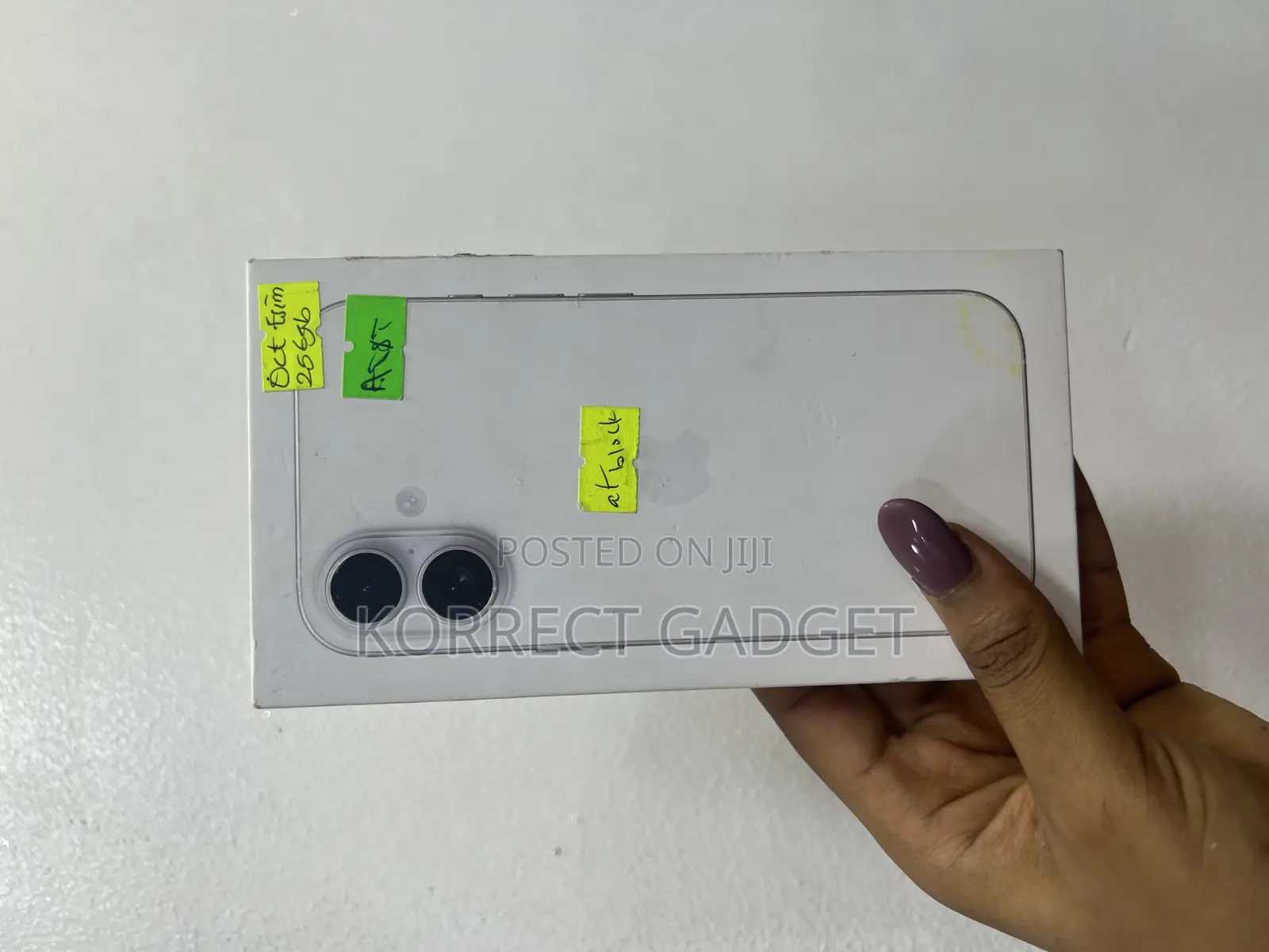 New Apple iPhone 17 256 GB White