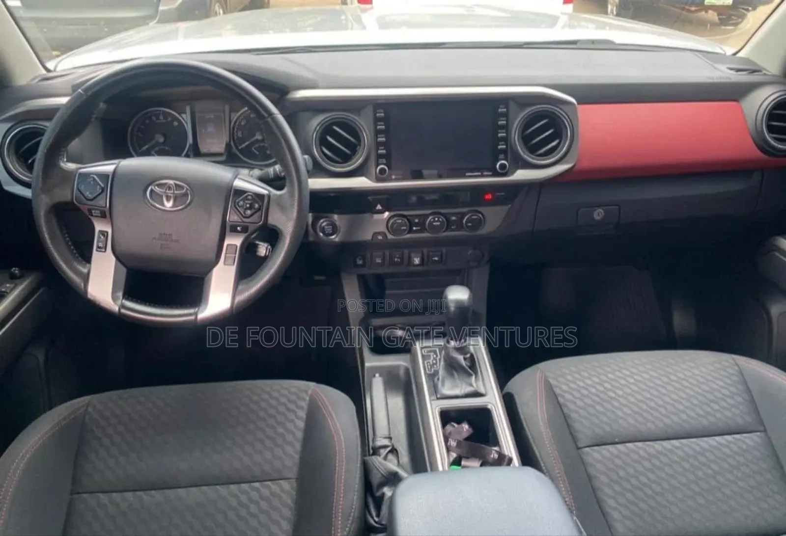 Toyota Tacoma SR5 Double Cab 6' Bed V6 AT 2023 Silver