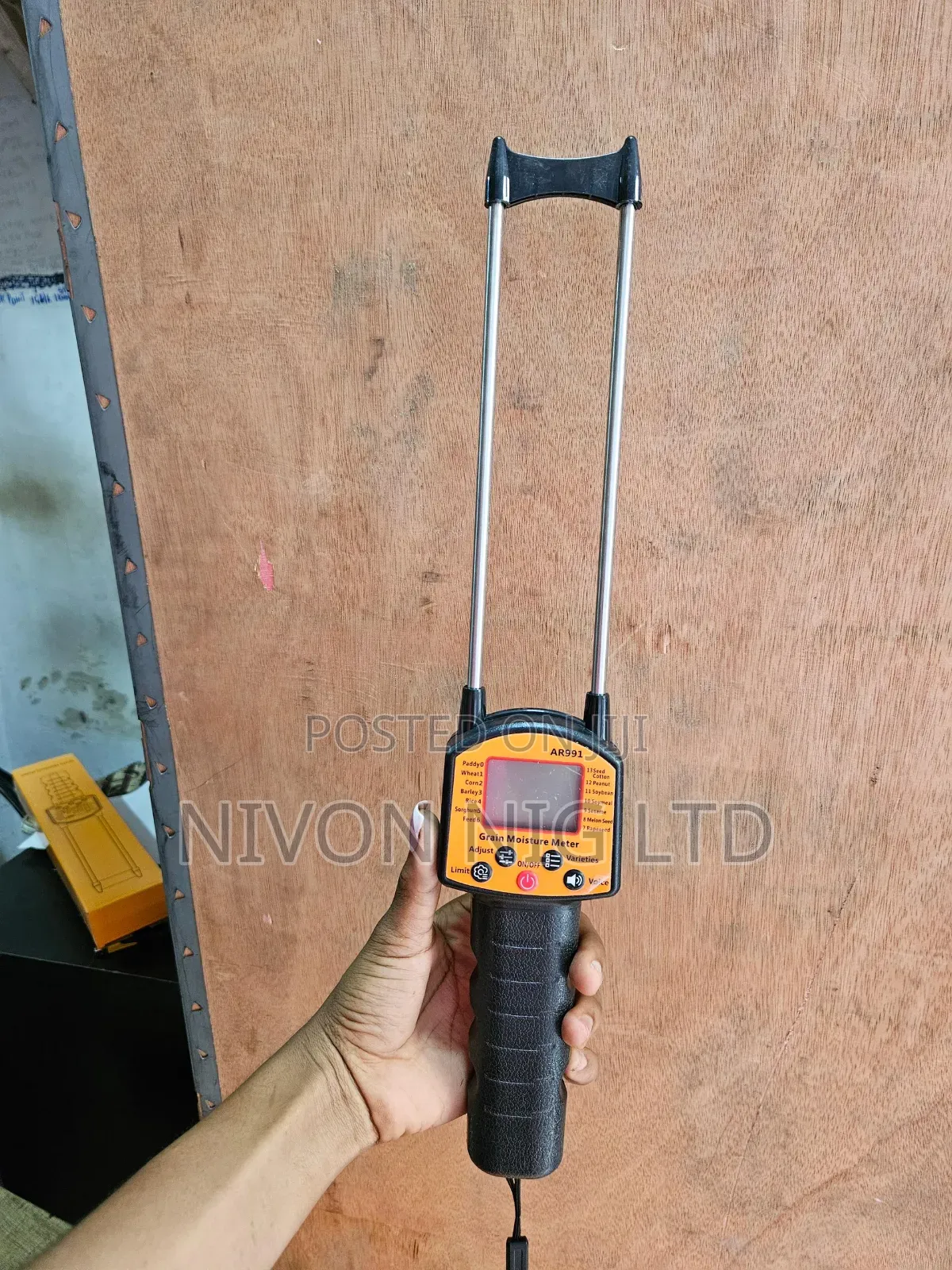 Handheld Grain Moisture Anaylzer