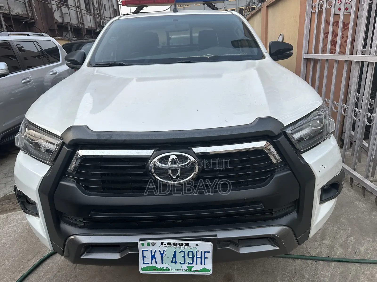Toyota Hilux Revo Double Cab Petrol 2.7 RWD 2021 Pearl