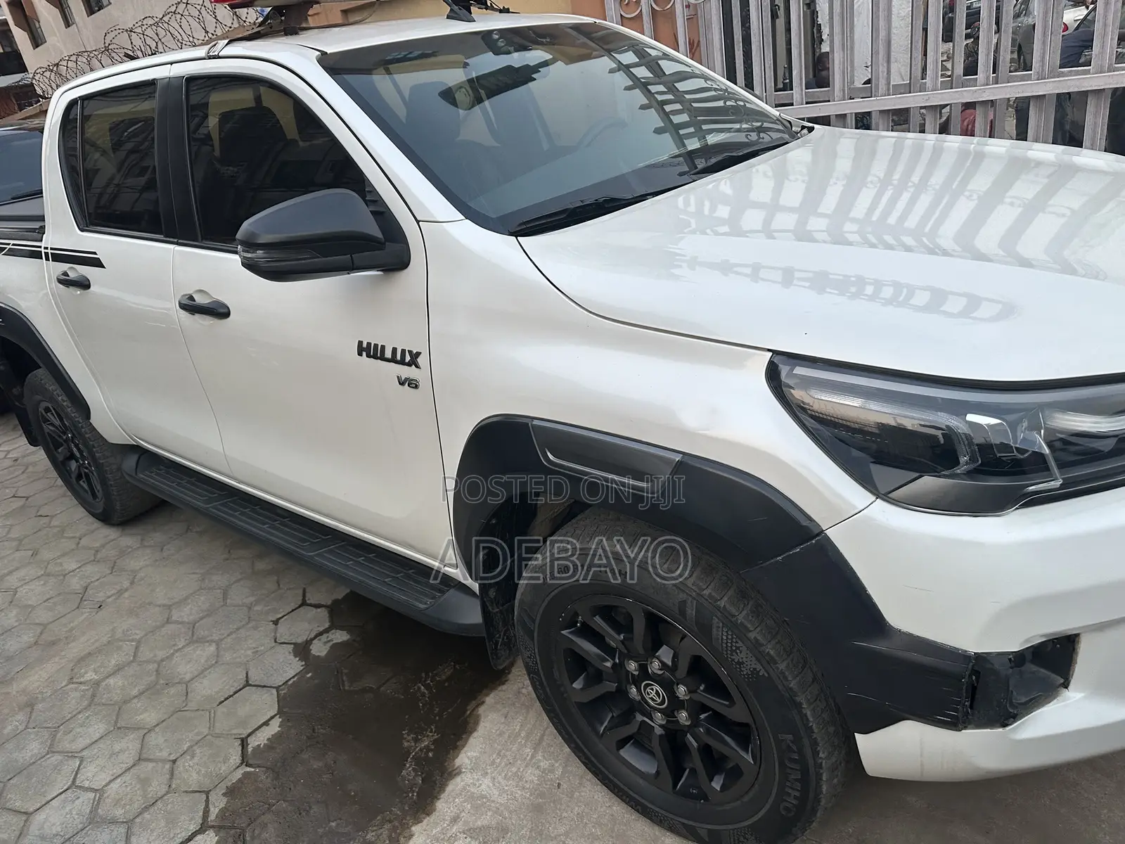 Toyota Hilux Revo Double Cab Petrol 2.7 RWD 2021 Pearl