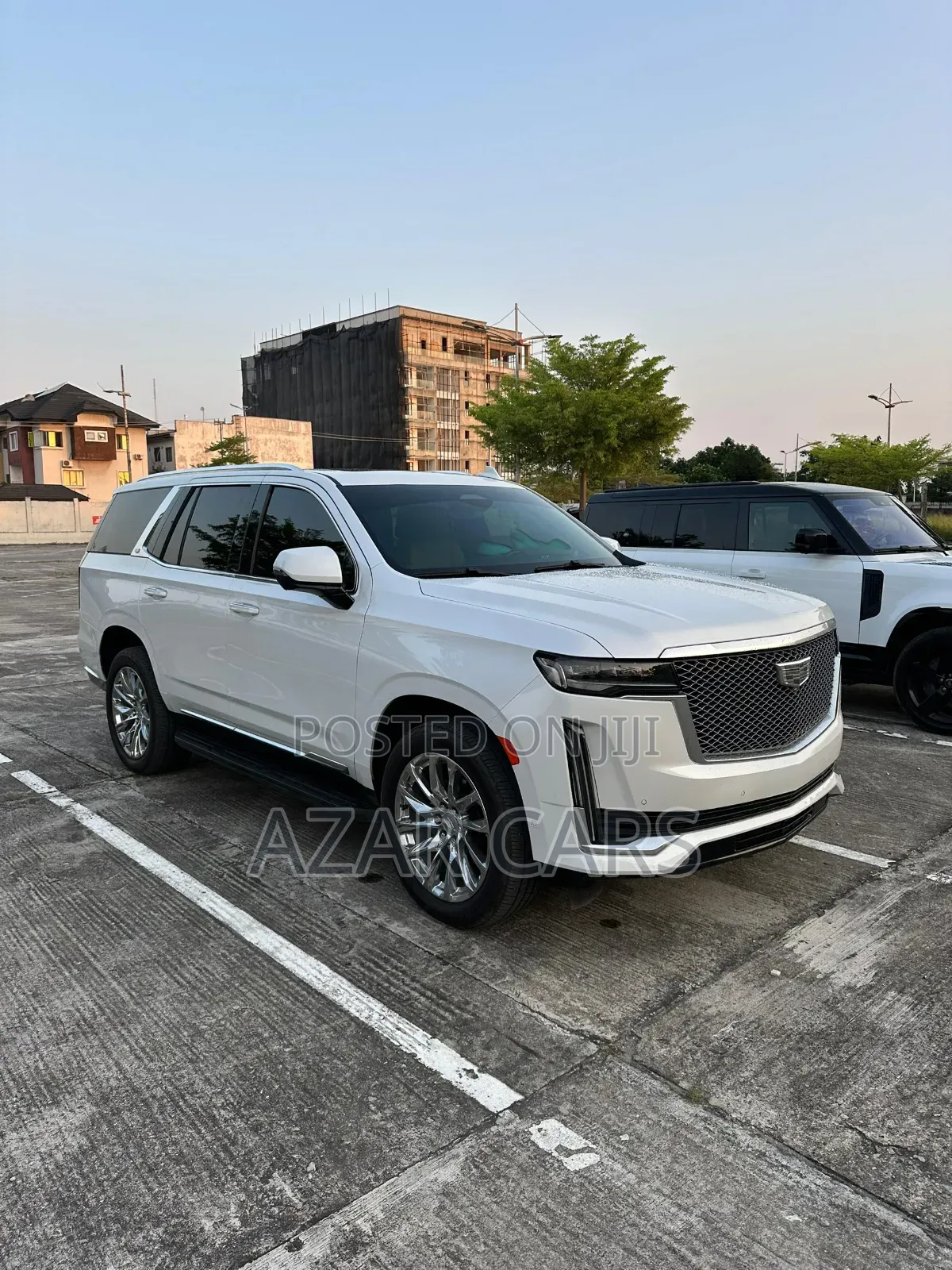 Cadillac Escalade ESV 2021 White