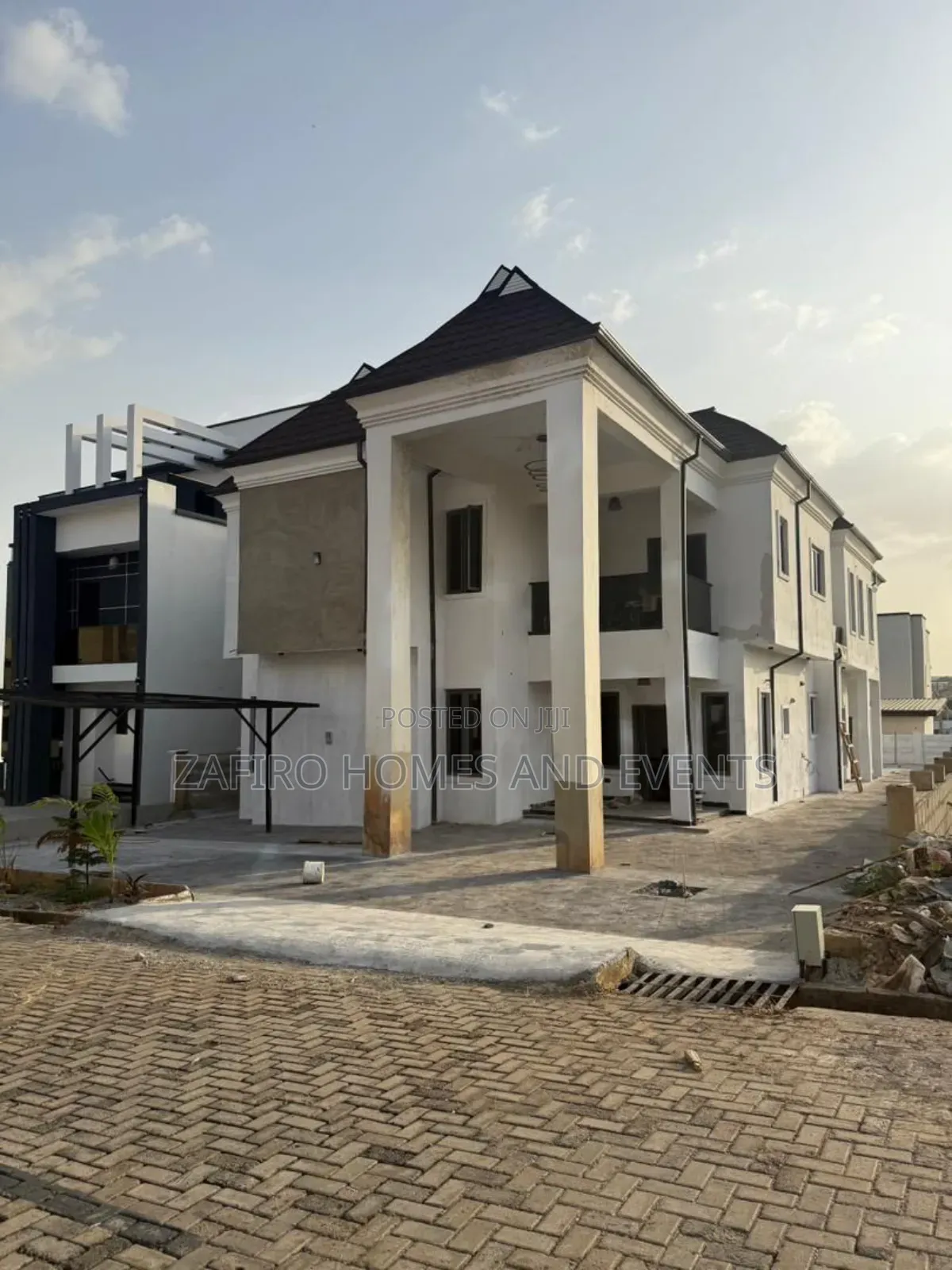 4bdrm Duplex in Engr Lere Adigun for sale