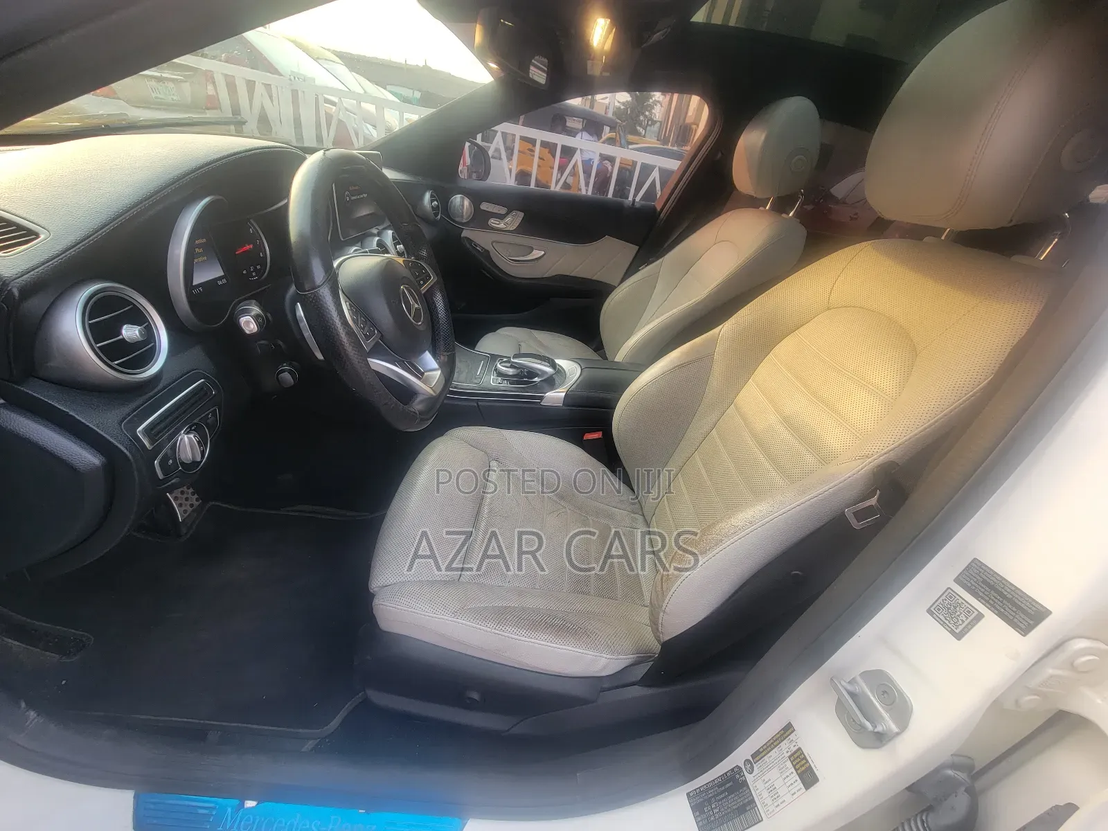 Mercedes-Benz C400 4Matic AWD Sedan (3.0L V6 7A) 2015 White