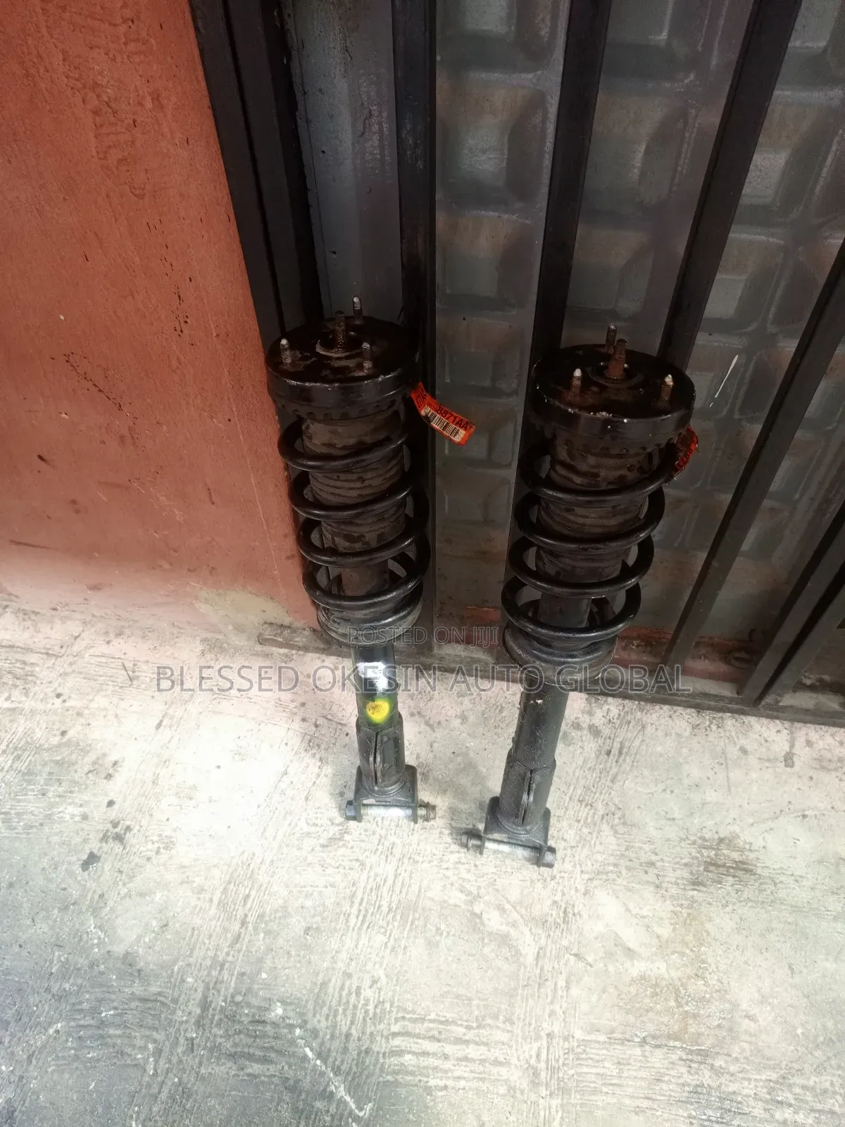 Front Shock Dodge Charger 2015