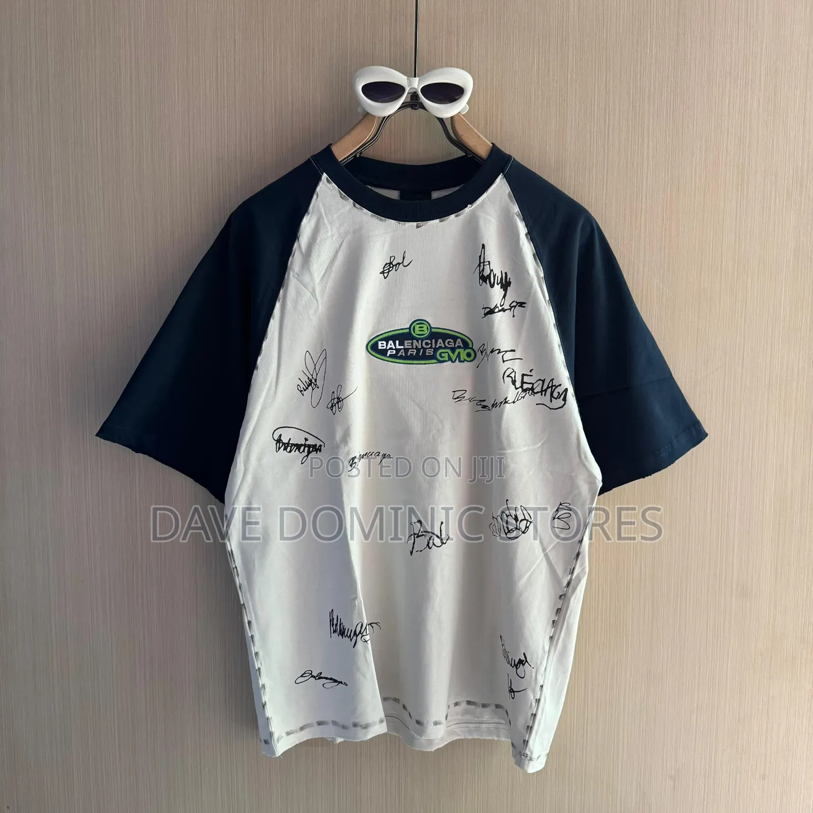 High Quality Balenciaga T-Shirt.