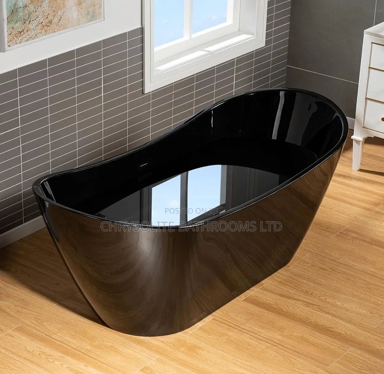 Black Acrylic Bathtub