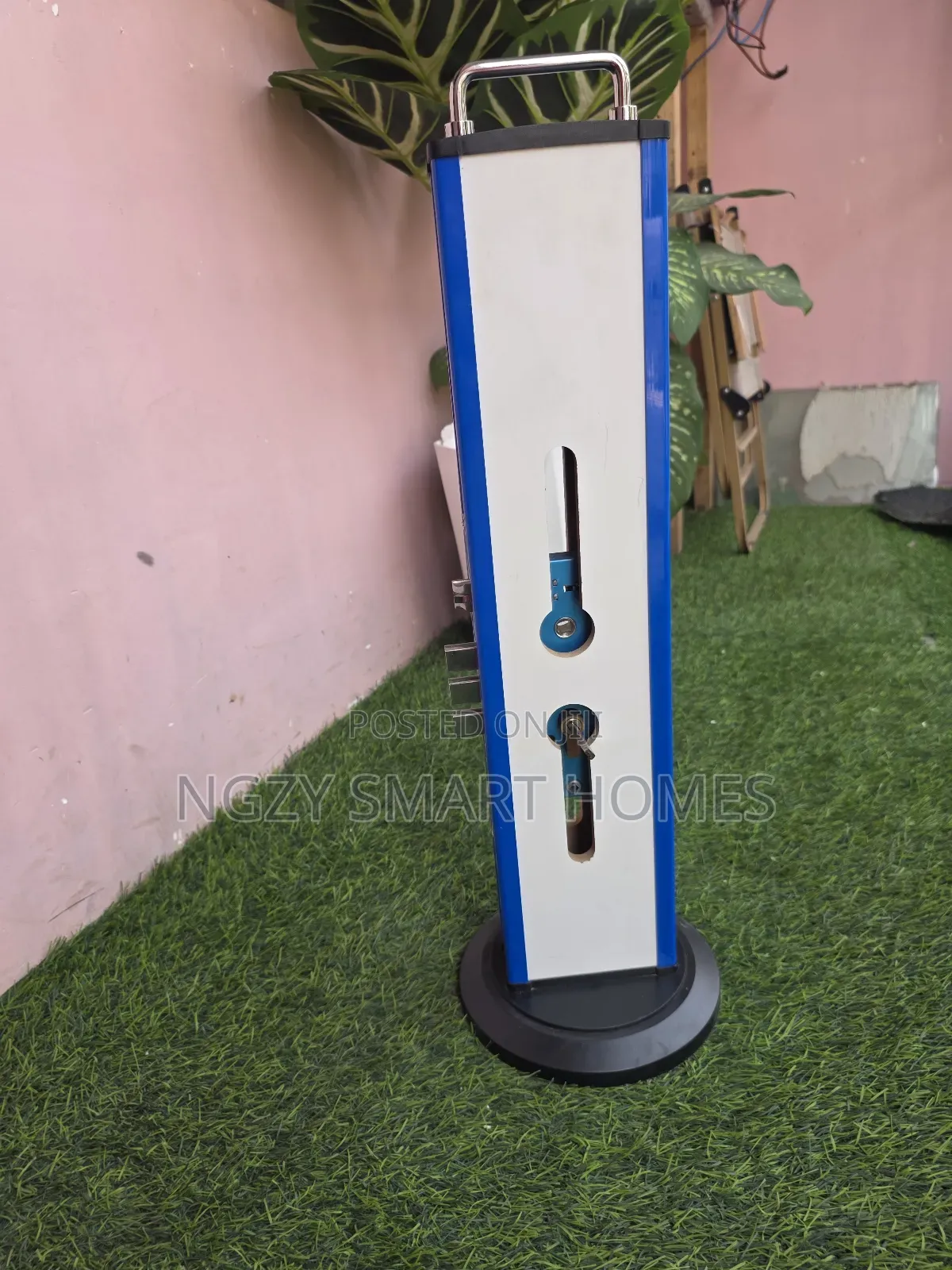 Upgraded Smart Door Lock Display Stands