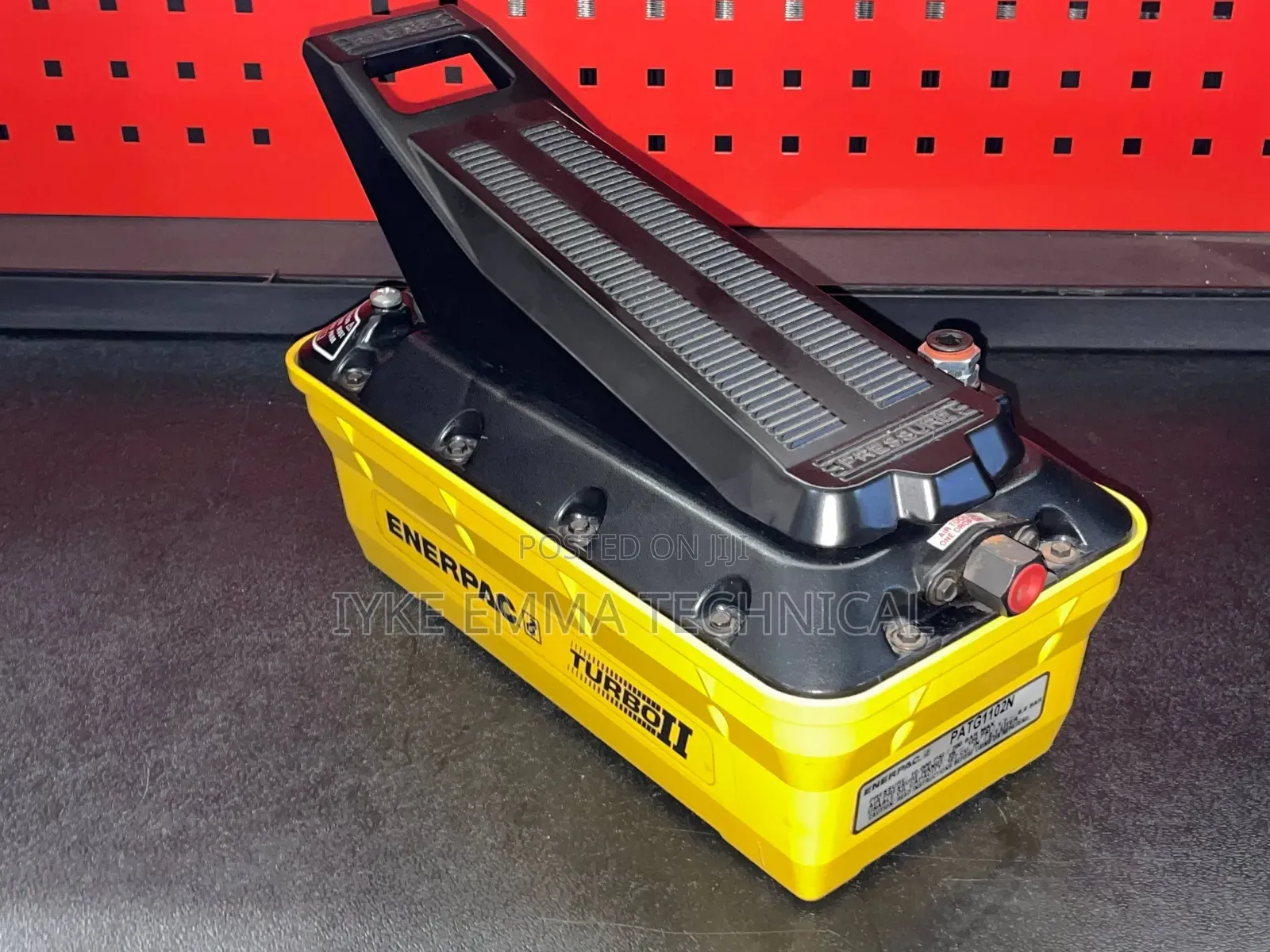 Enerpac Patg1102n 10000psi Air/Hydraulic Hand/Foot Pump -Turbo Ii
