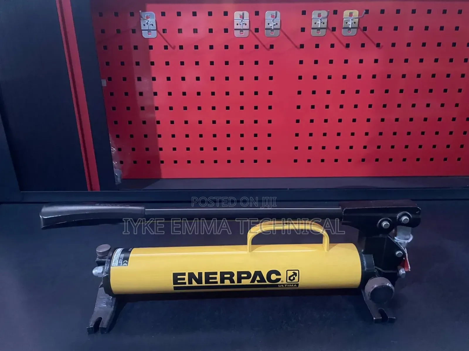 Enerpac P39 700bar/10000psi Hydraulic Hand Pump