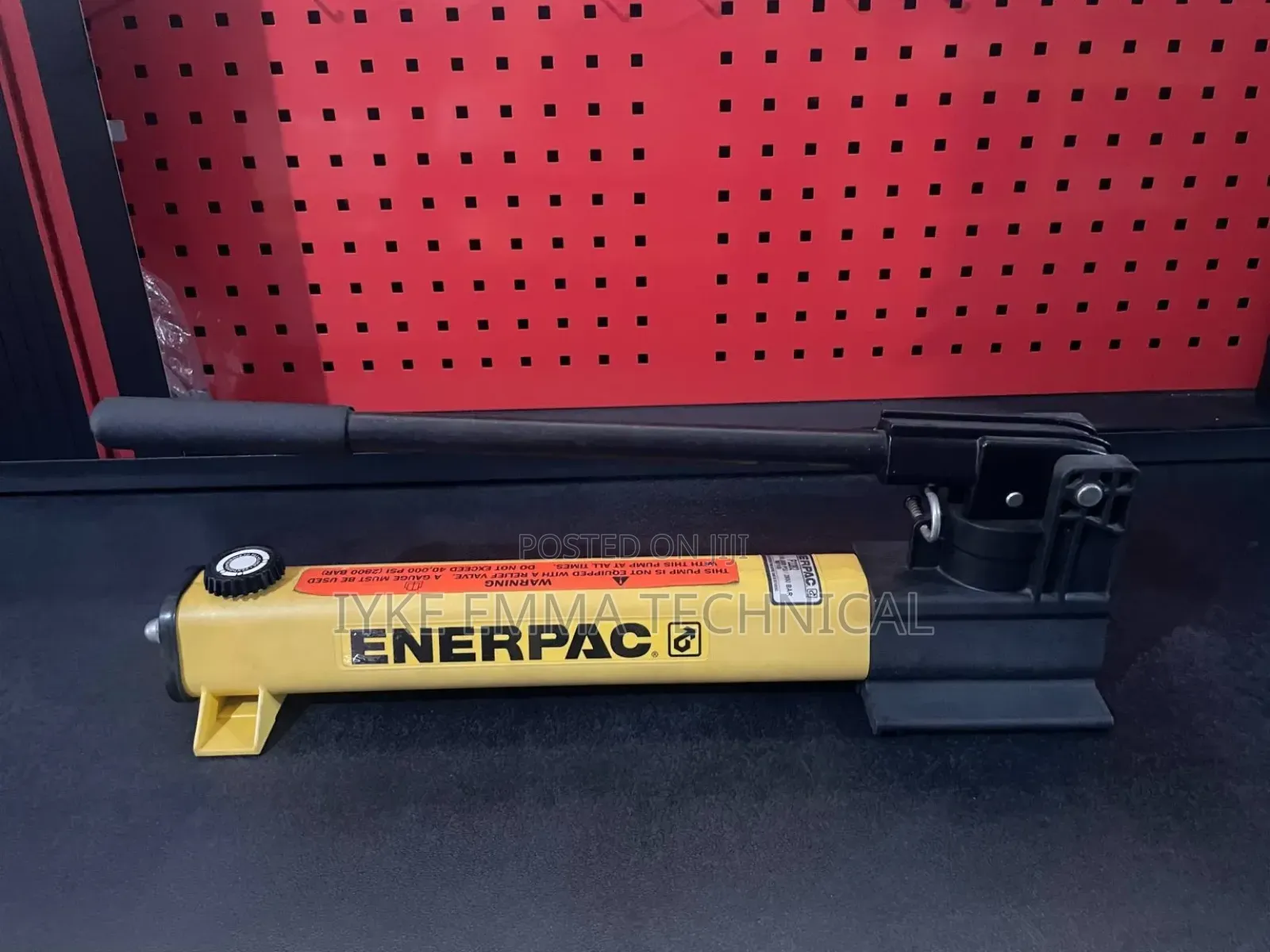 Enerpac P2282 2800bar/40000psi Hydraulic Hand Pump