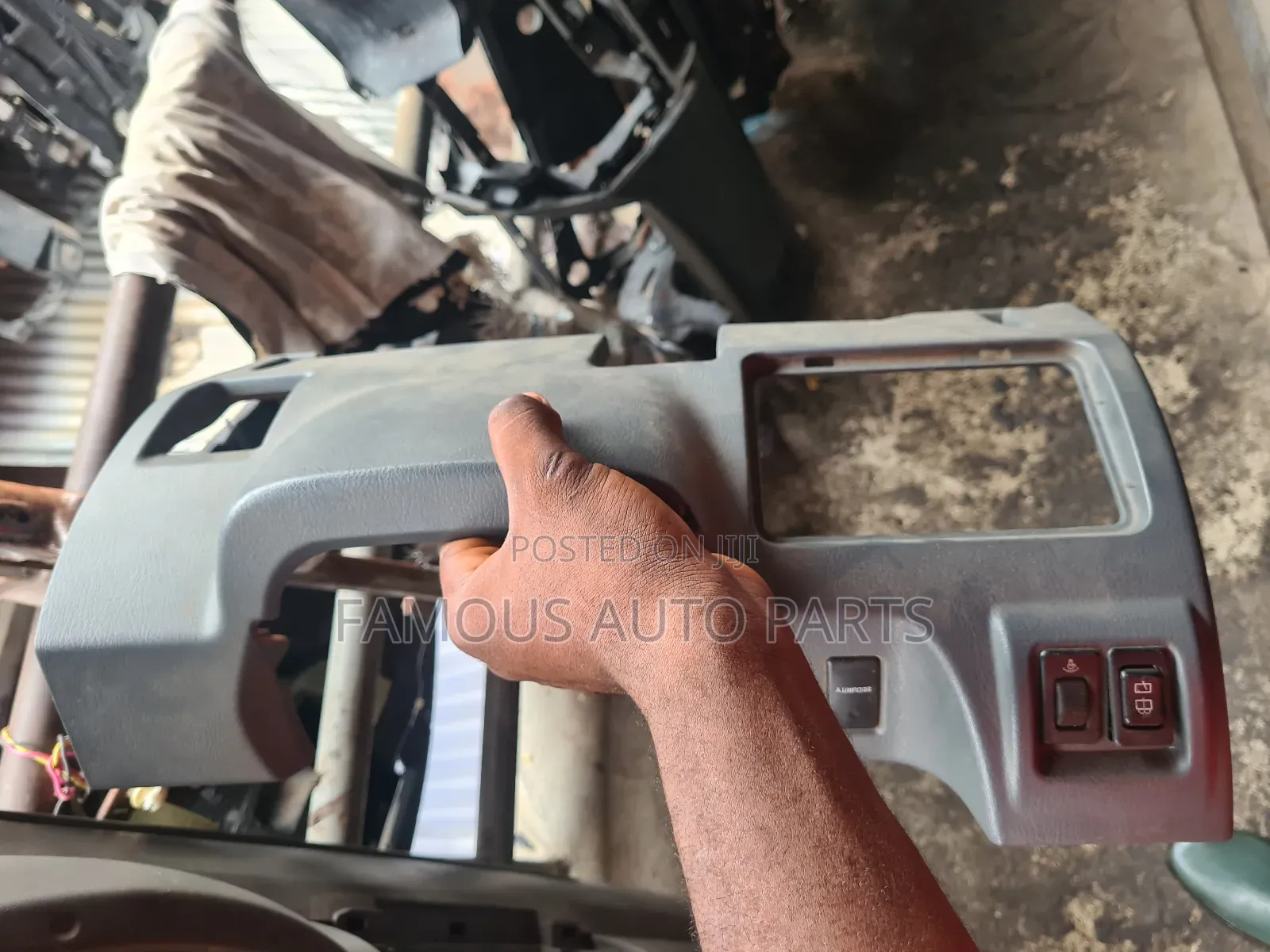 Steering Cover Nissan Xterra 1919_2000/Nissan Pathfinder