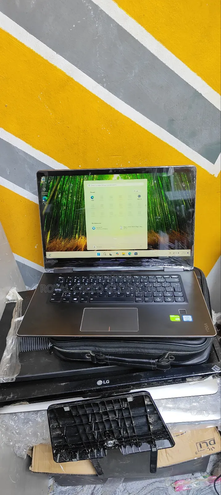 Laptop Lenovo Yoga 710 12GB Intel Core I5 SSD 256GB