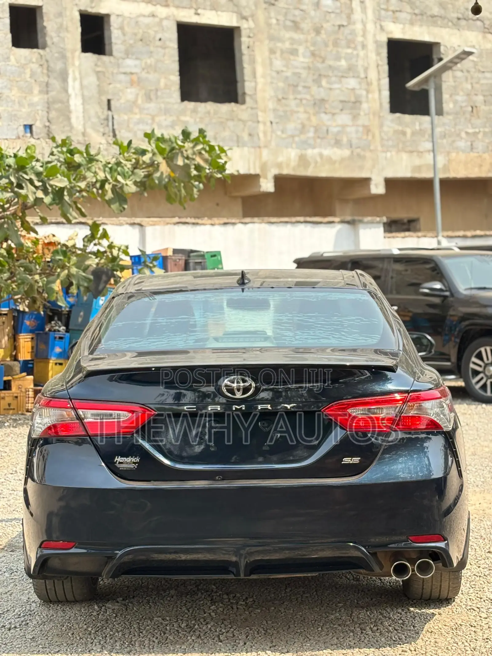 Toyota Camry SE FWD (2.5L 4cyl 8AM) 2018 Blue