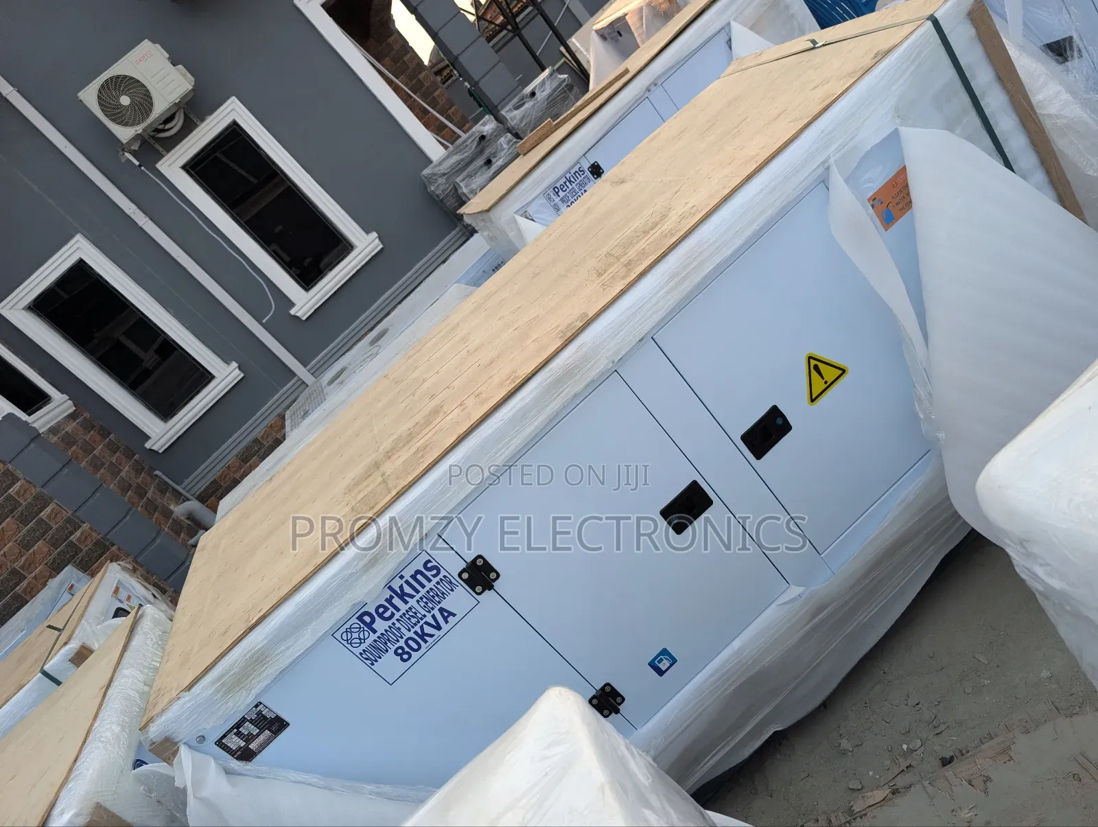 80kva Perkins Diesel Soundproof Generator 2years Wty