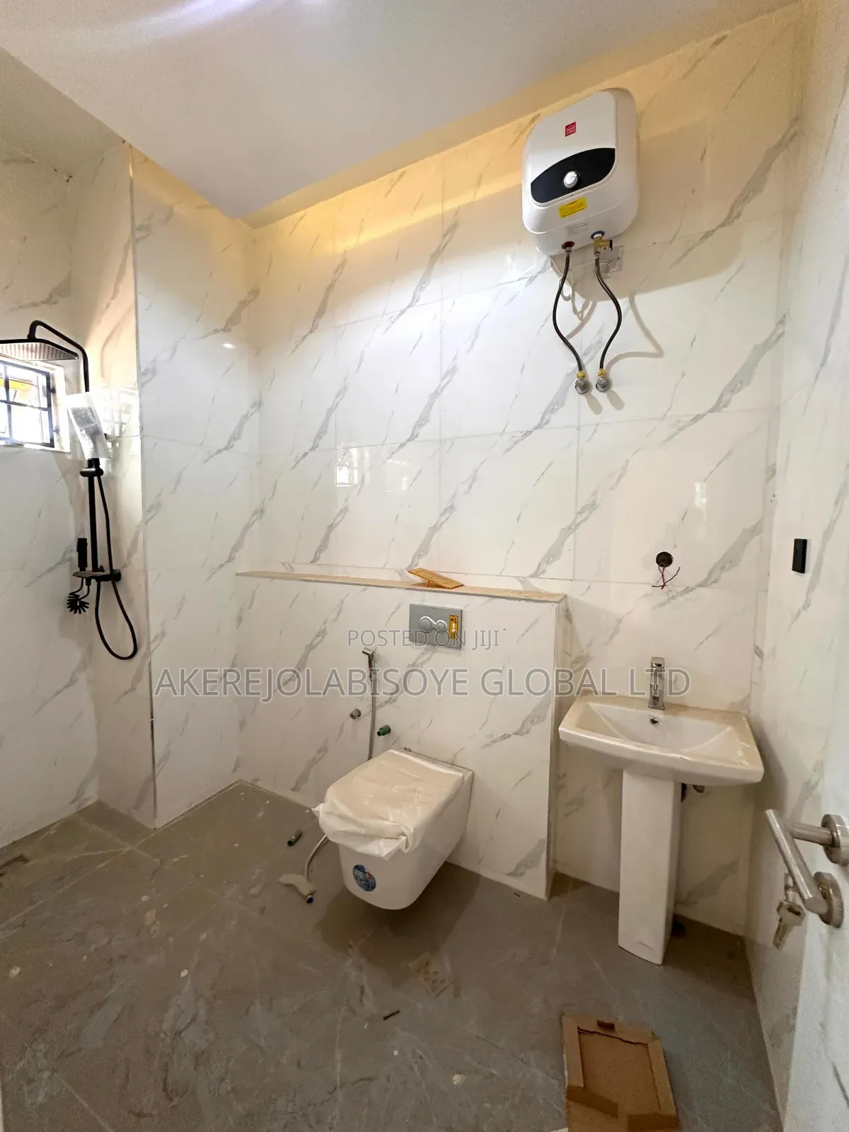 2bdrm Apartment in Guzape, Abuja for sale