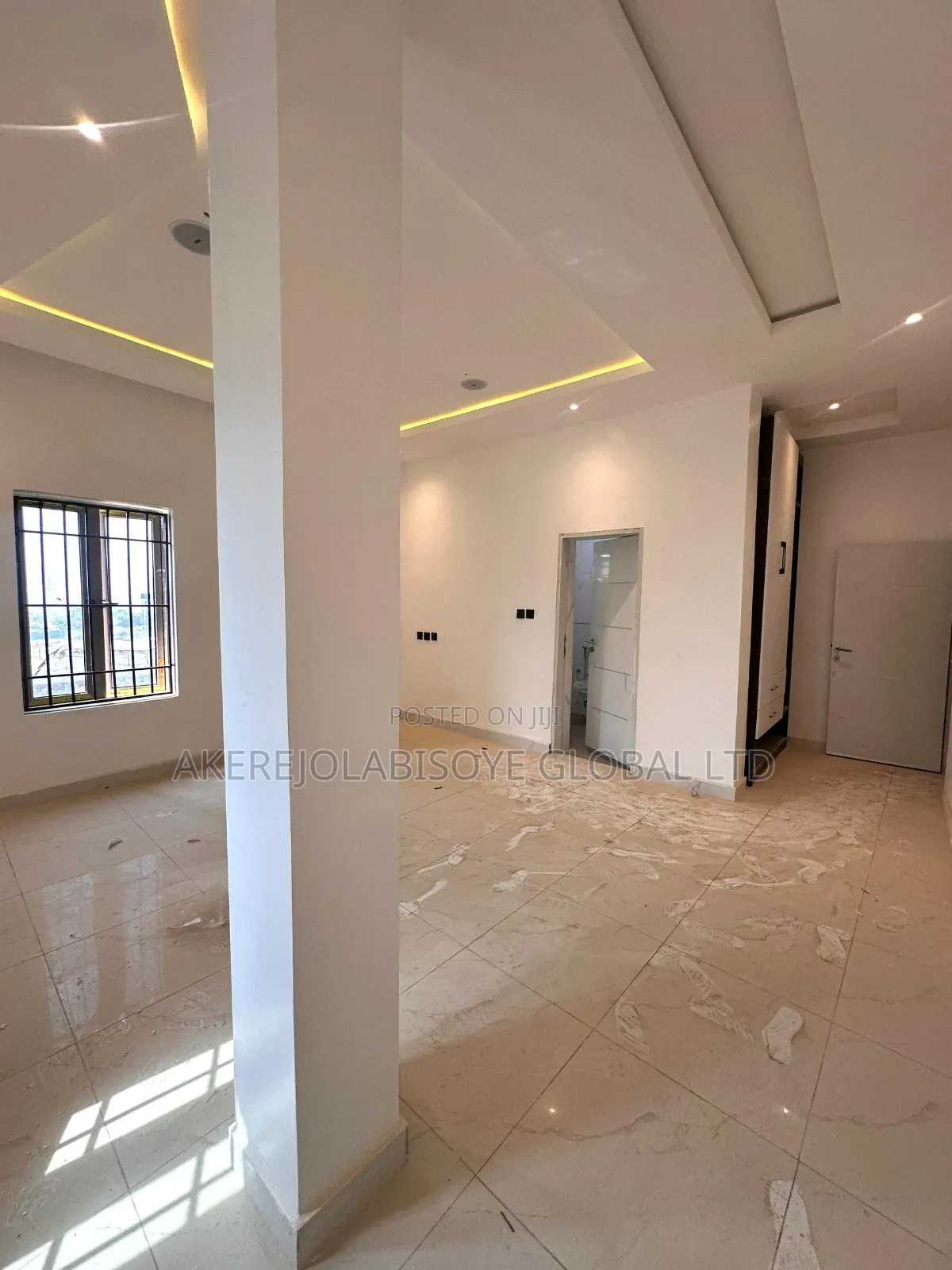 2bdrm Apartment in Guzape, Abuja for sale