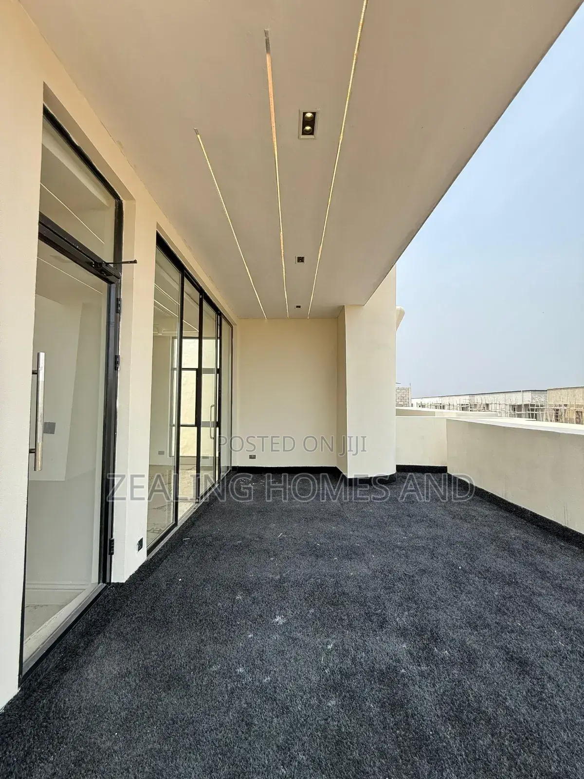 Furnished 5bdrm Duplex in Lekki Phase One for sale