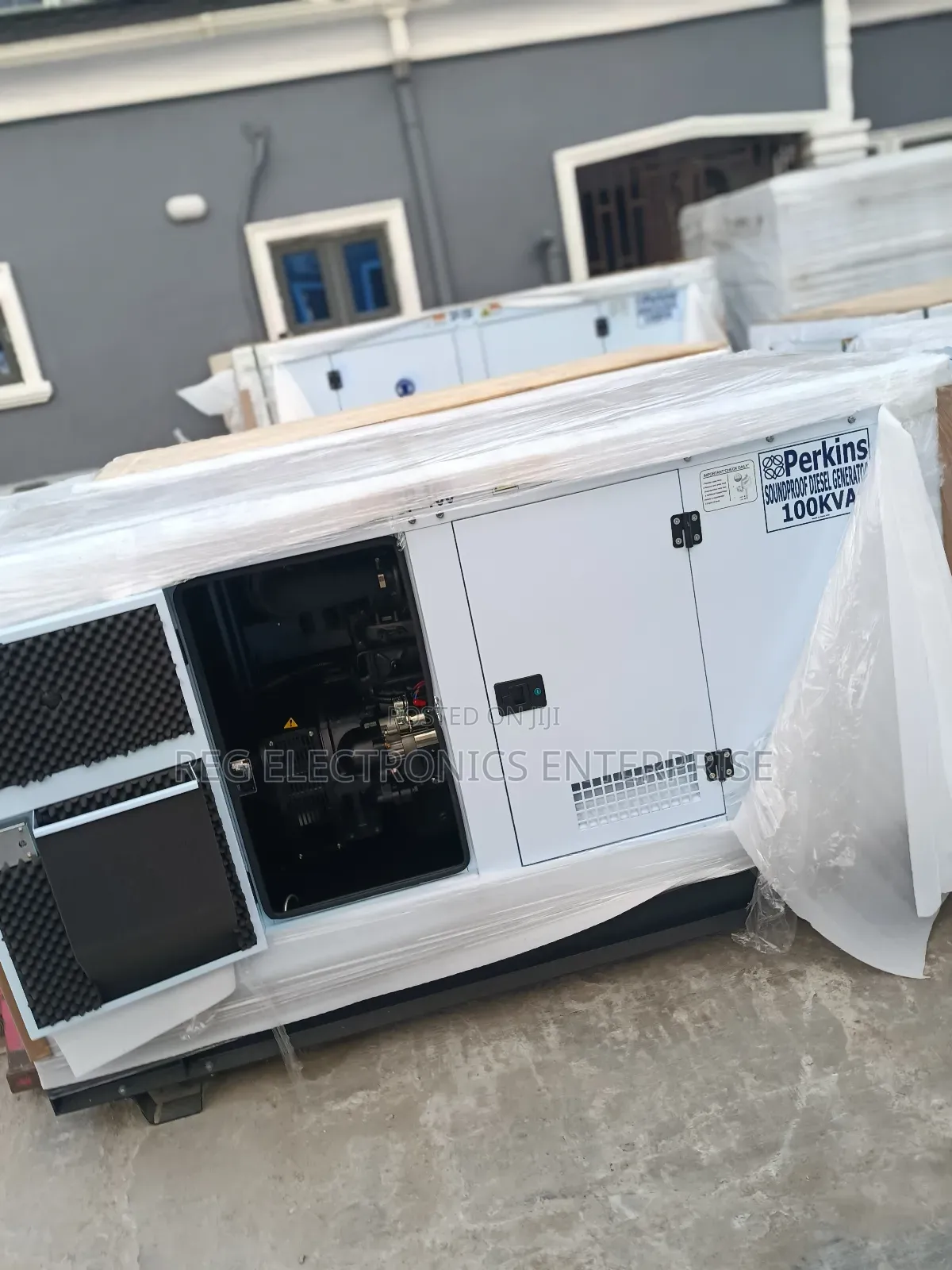 100kva Perkins Soundproof Generator
