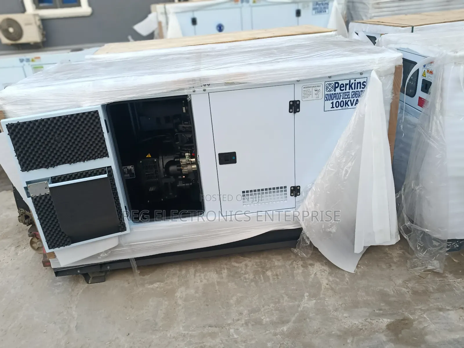 [] 100kva Original Perkins Soundproof Generator