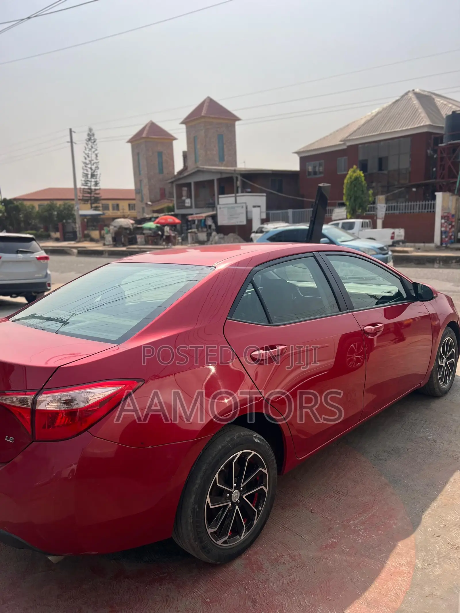 Toyota Corolla LE (1.8L 4cyl 2A) 2019 Red