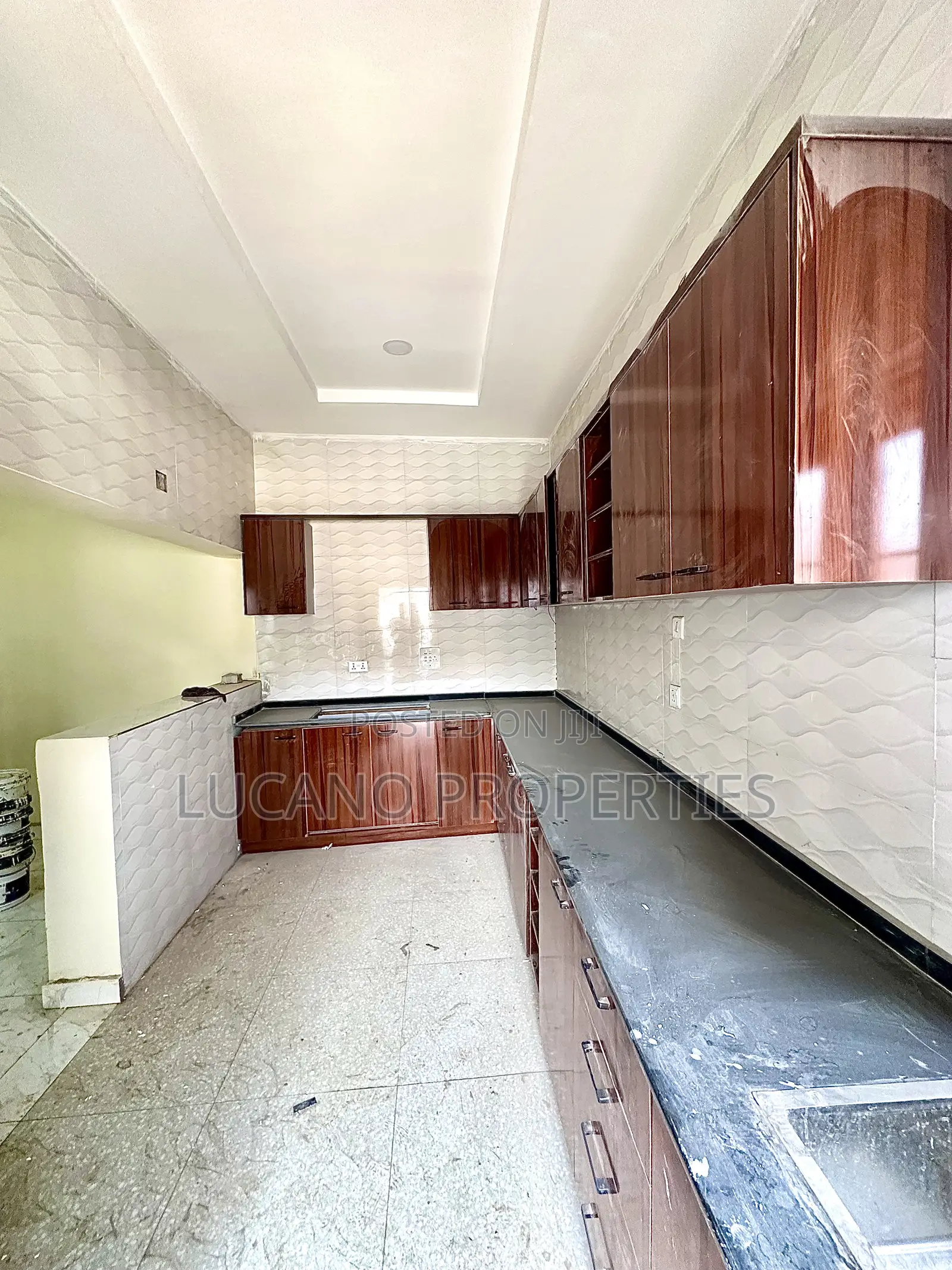 2bdrm Block of Flats in Mabushi for sale
