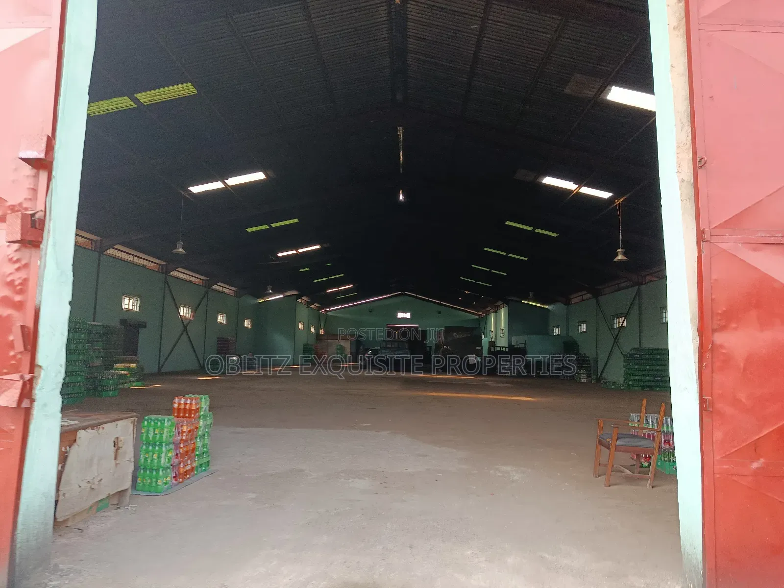 Industrial Warehouse for Lease