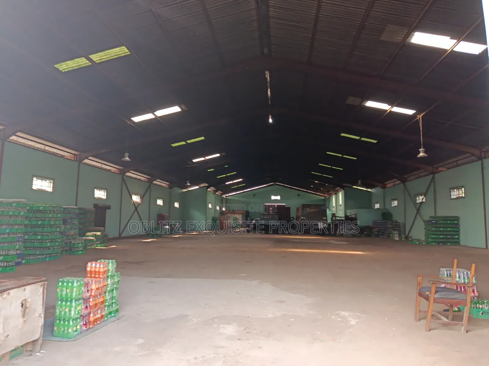 Industrial Warehouse for Lease