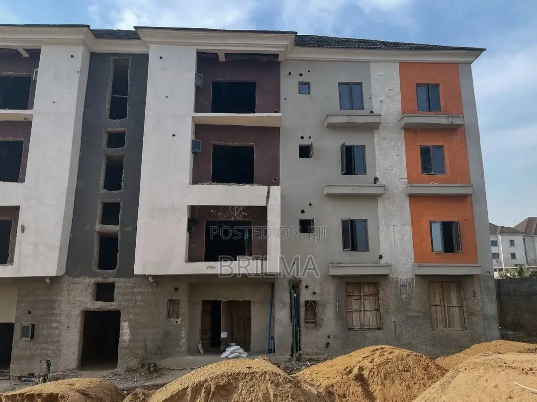 2bdrm Block of Flats in Kaura for sale