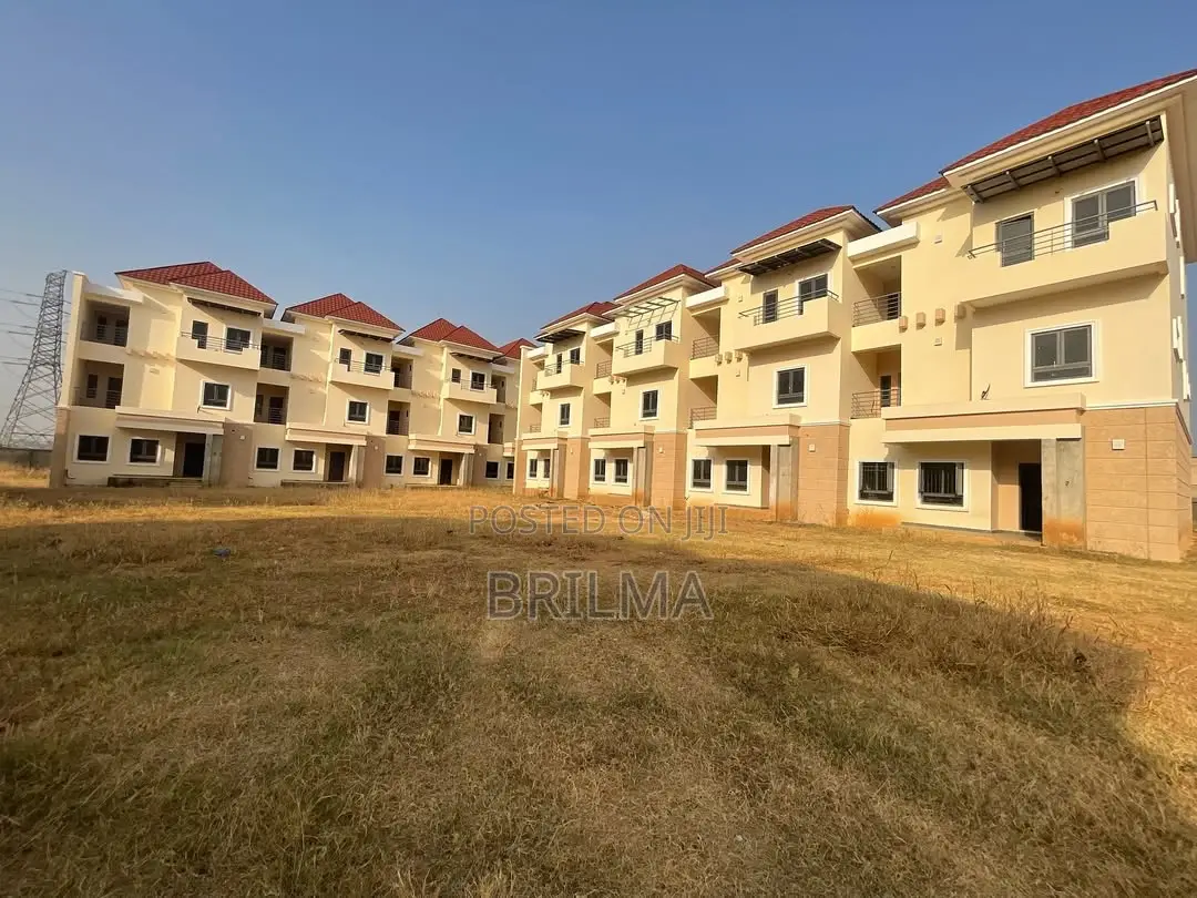 4bdrm Duplex in Lugbe District for sale