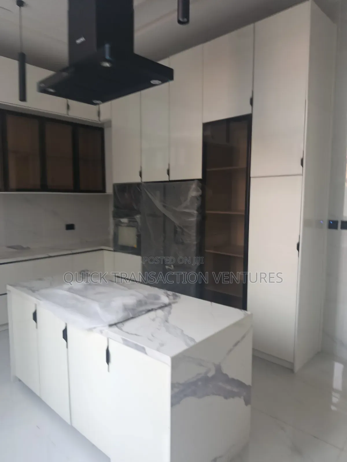 5bdrm Duplex in Chevy Veiw Estate, Chevron for sale