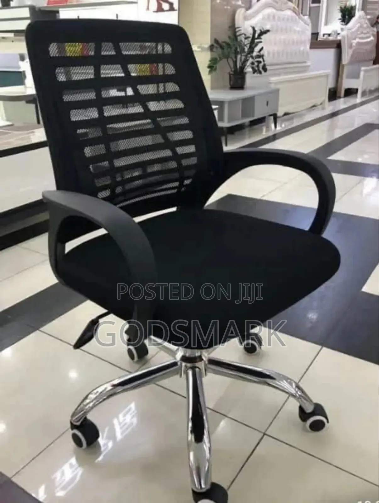 Victory Office Chair, Fixed on Delivery